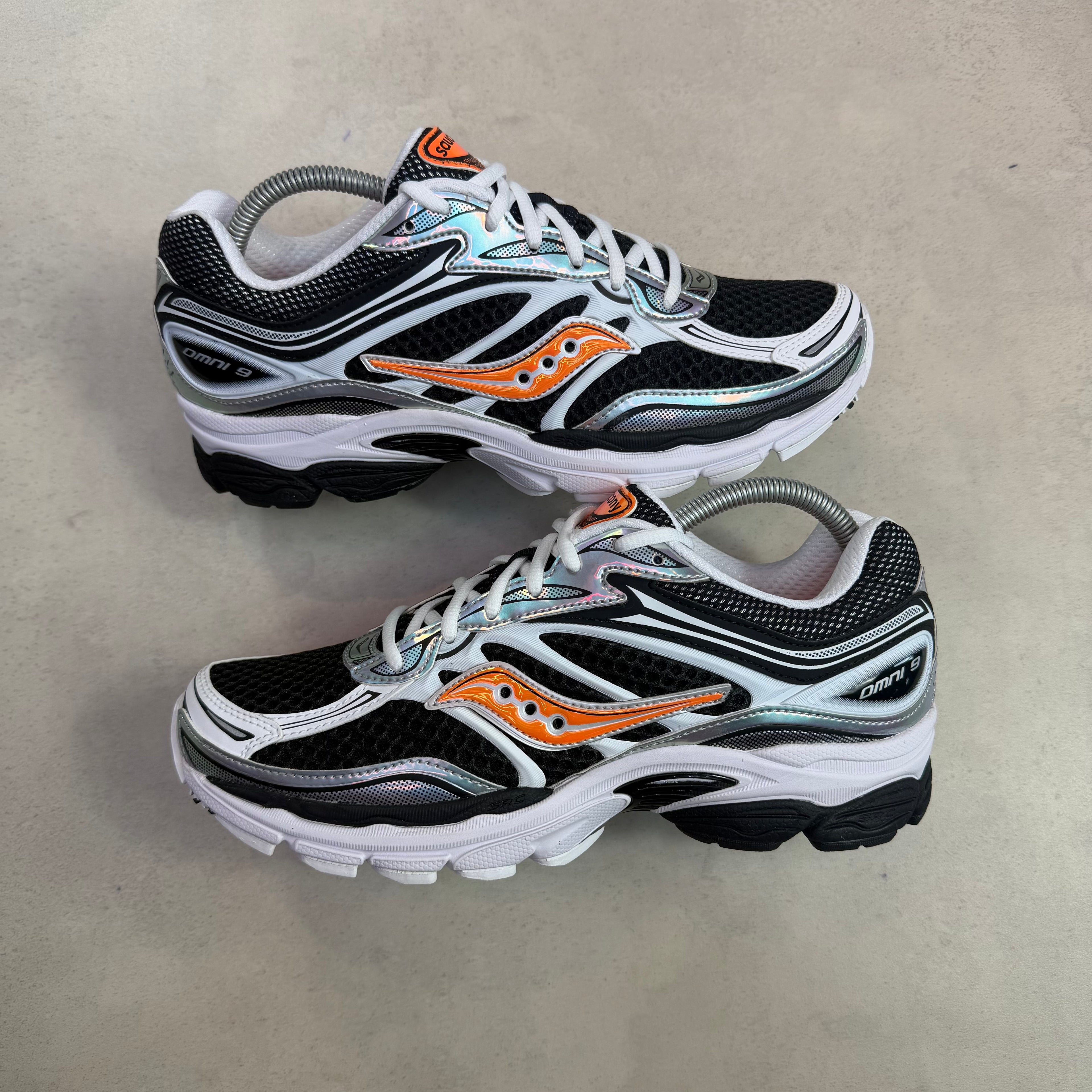 Saucony Progrid Omni 9 - Black/Orange