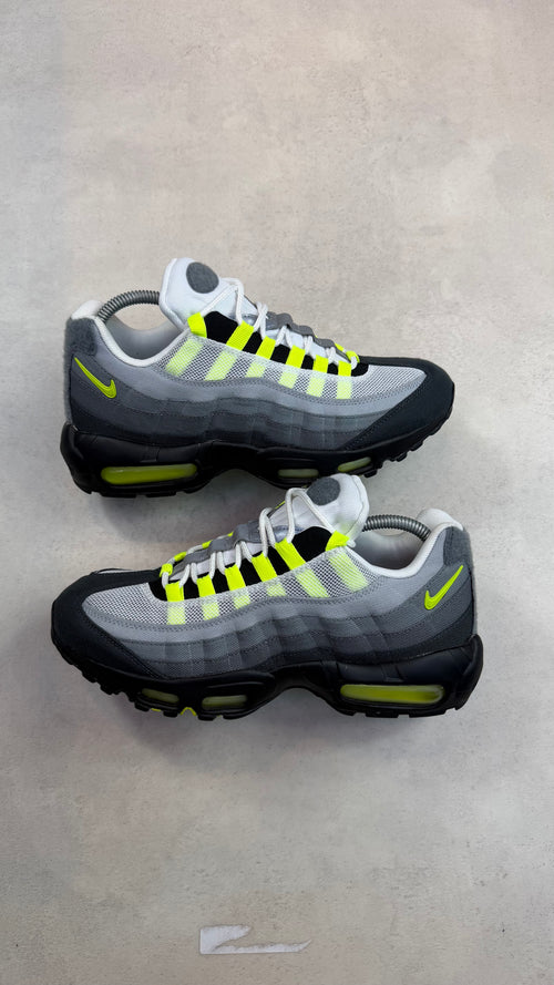 Air Max 95 Neon Patches
