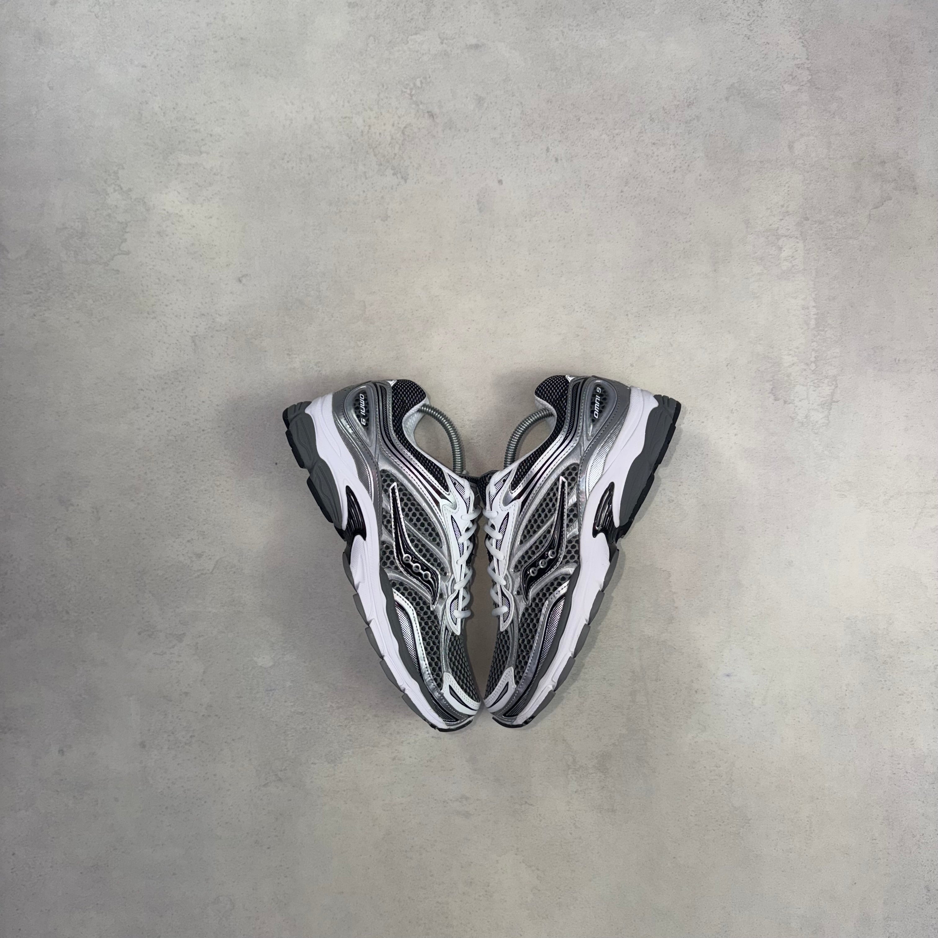 Saucony Progrid Omni 9 - Grey/Silver