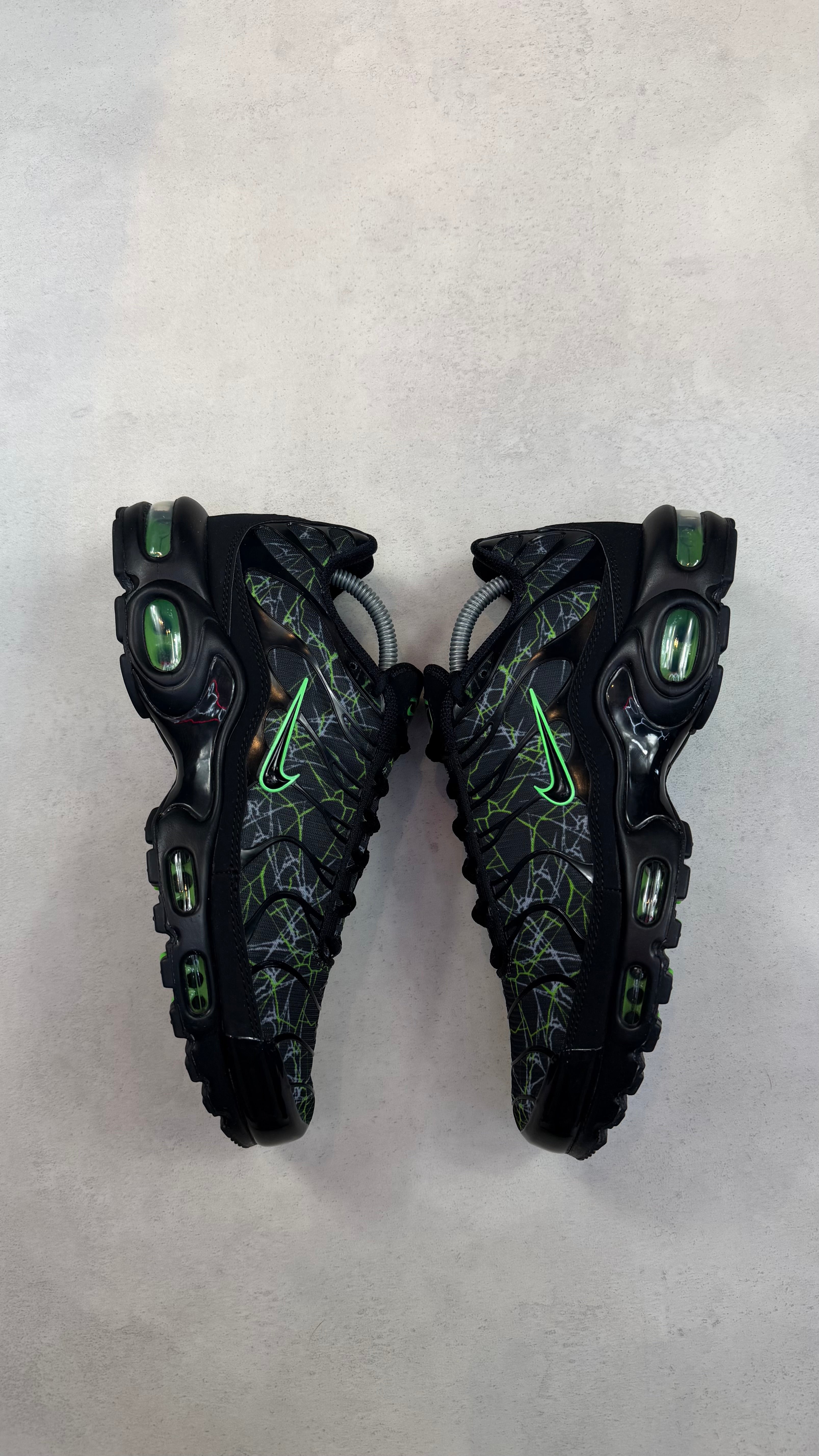TN Shattered Glass