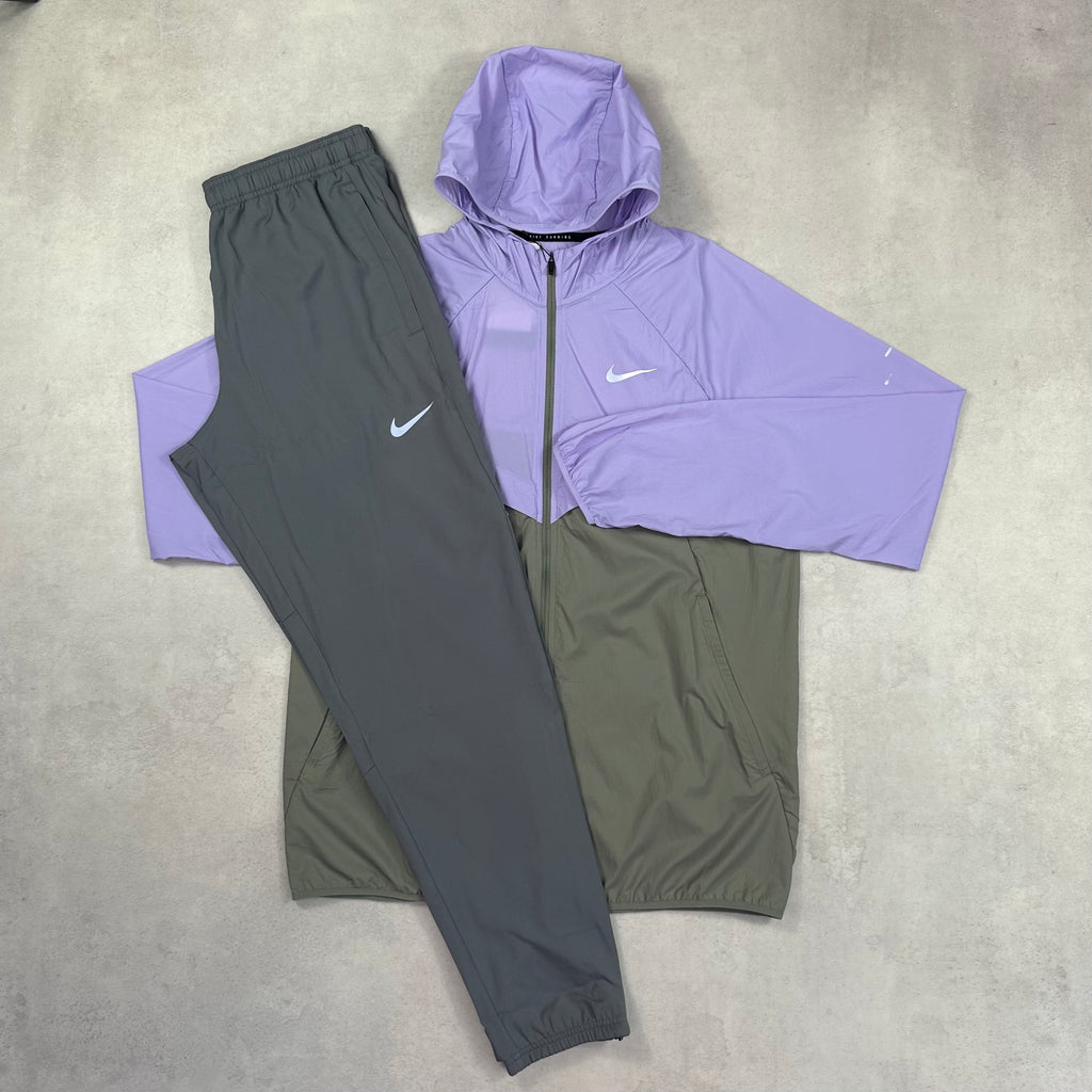 Nike Lilac Windrunner & Grey Challenger Pants Duo Set