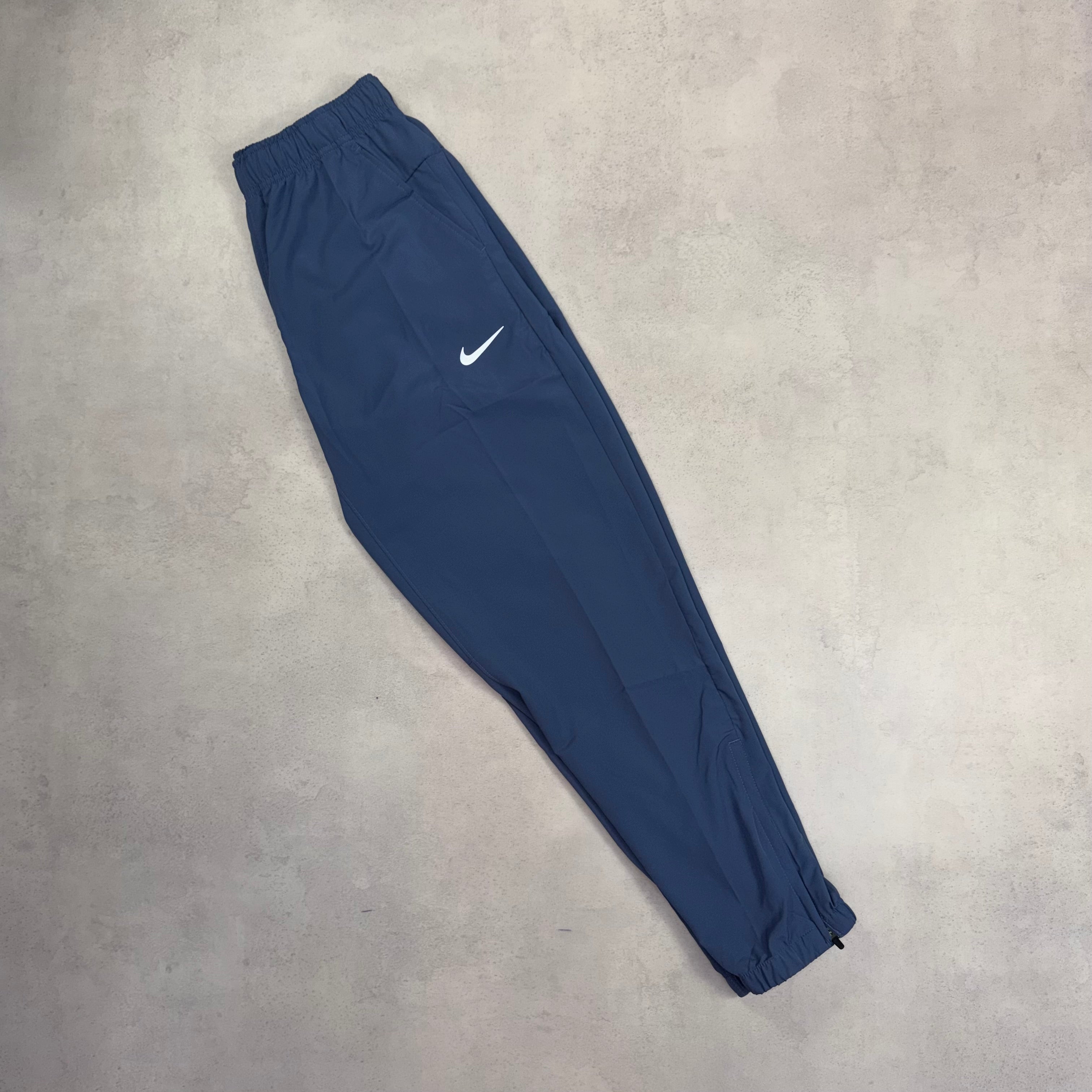 Nike Midnight Navy Windrunner & Midnight Navy Pants Duo Set