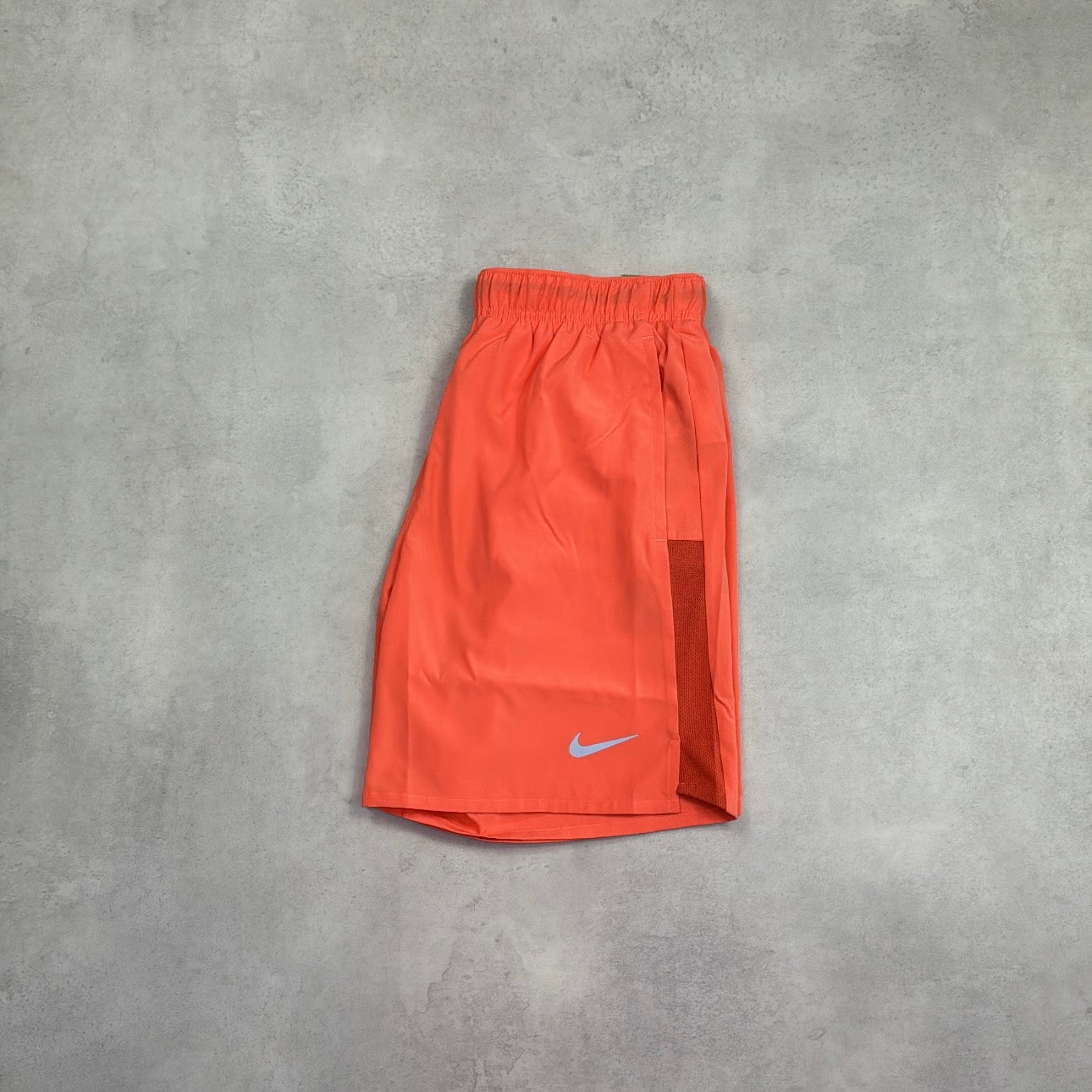 Nike Challenger Shorts - Wild Mango