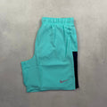 Nike Challenger Shorts - Hyper Turquoise