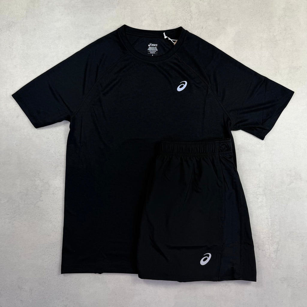 Asics Core Shorts - Black