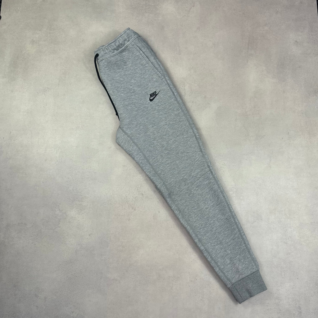 Nike Grey Tech Fleece Jacket & Grey Tech Fleece Pants Tracksuit