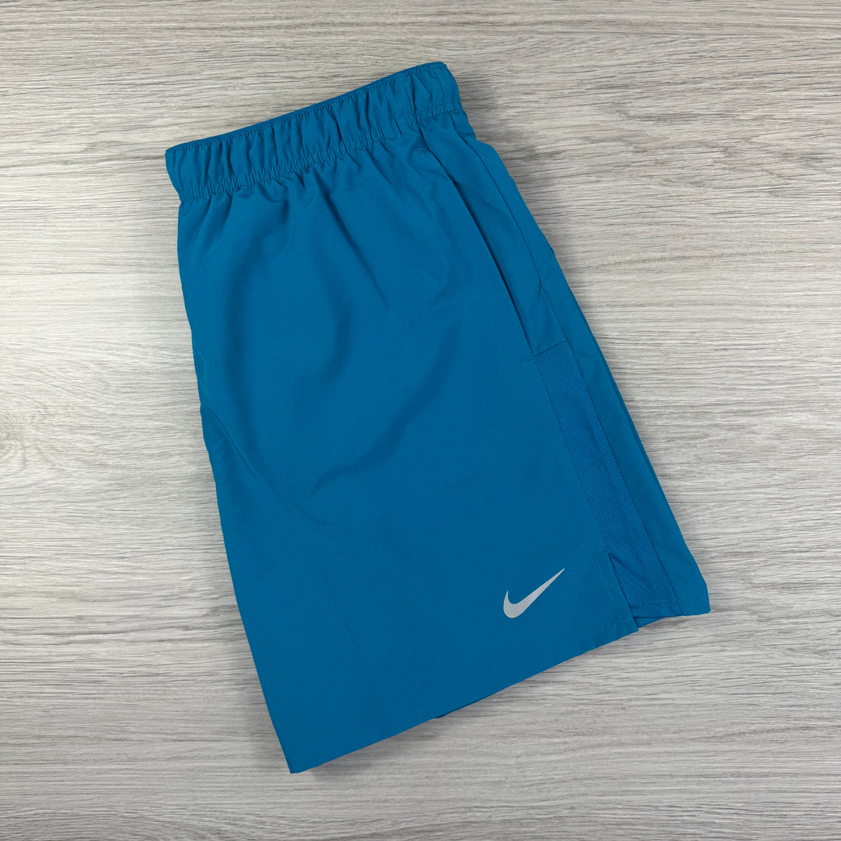 Nike Challenger Shorts - Green Abyss