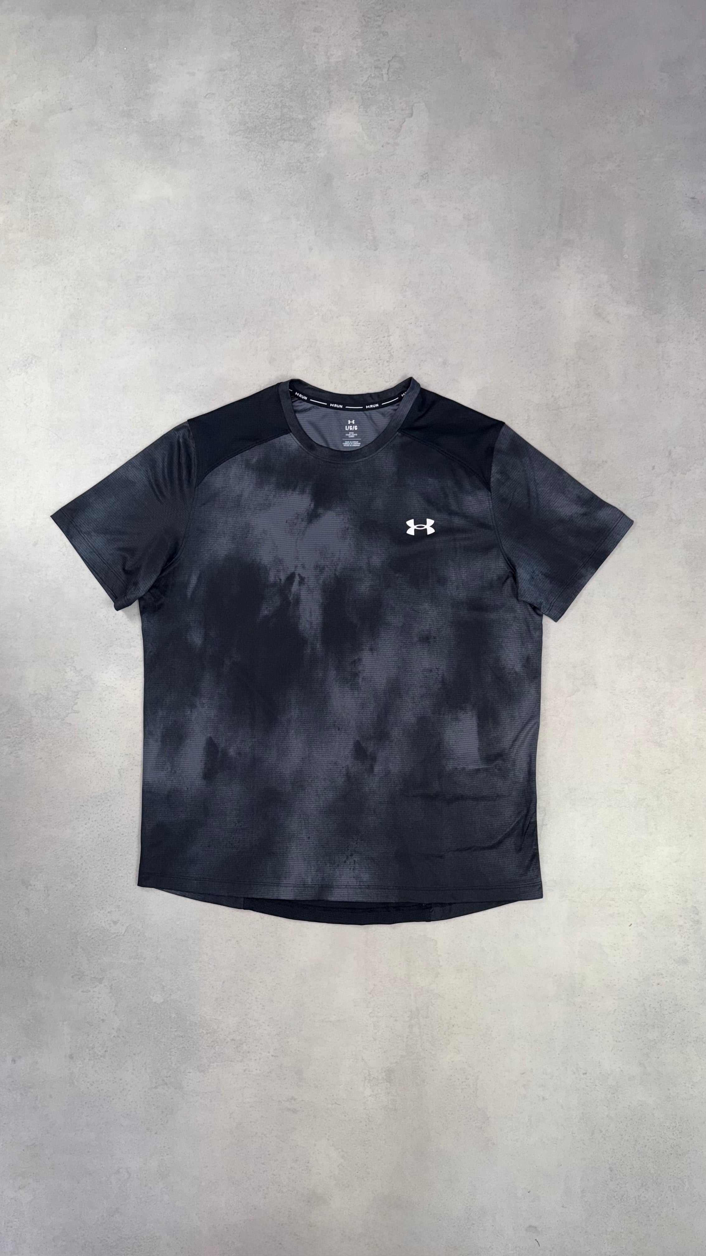 Under Armour CoolSwitch Printed SS T-Shirt - Black/White Smoke