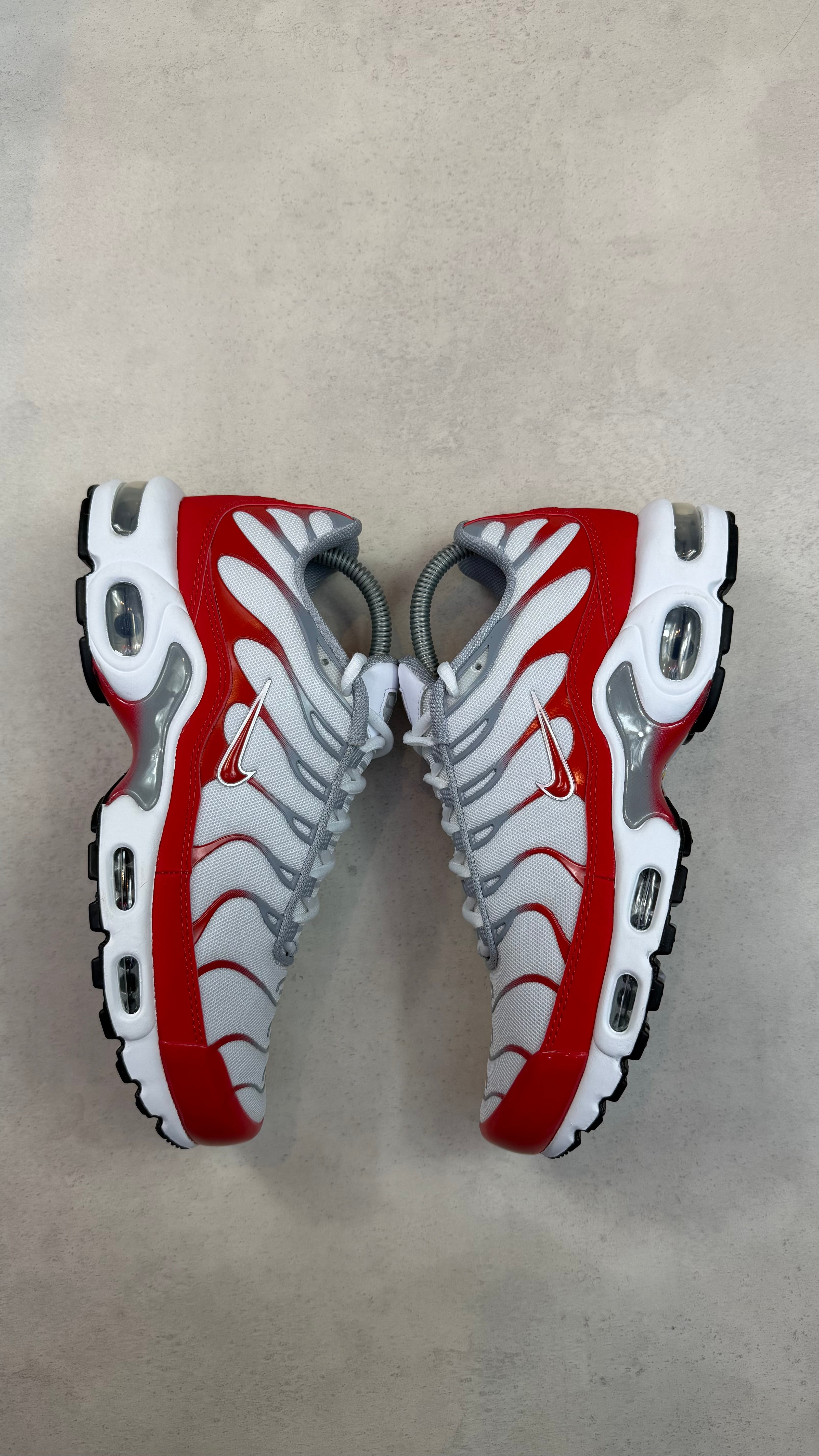 TN Sport Red