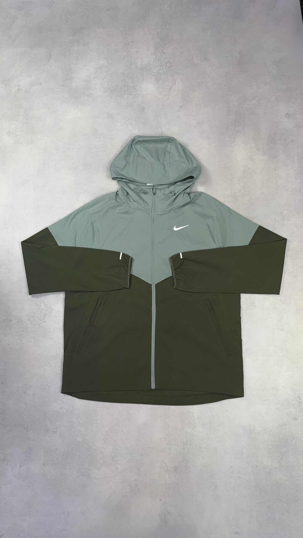 Nike Windrunner - Jade Horizon