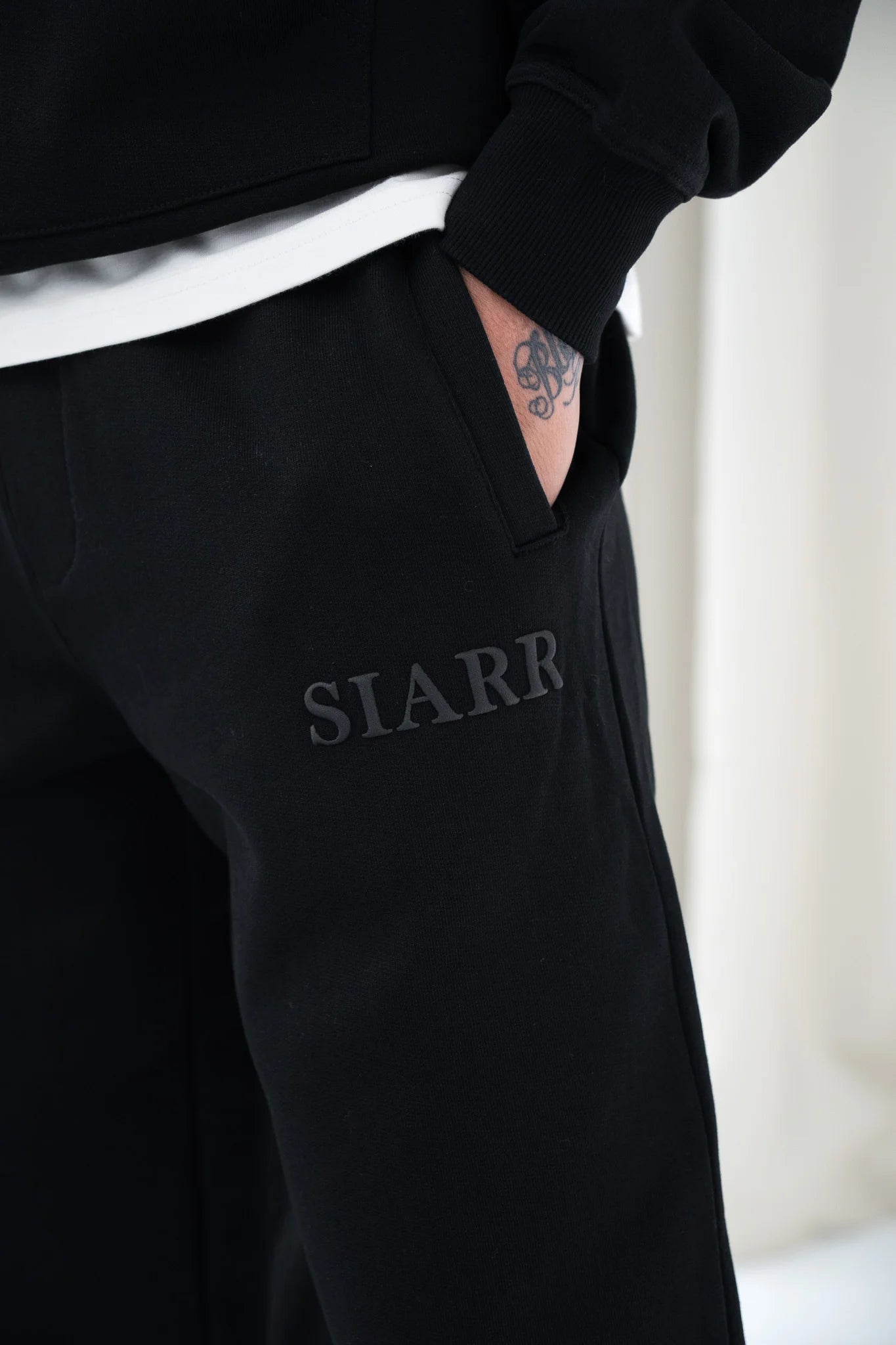 Siarr Puff Joggers - Black