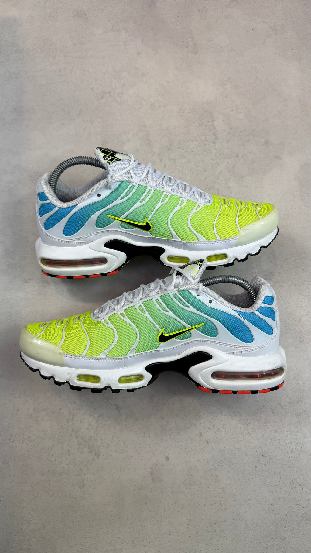 TN Worldwide Green/Blue (Used)