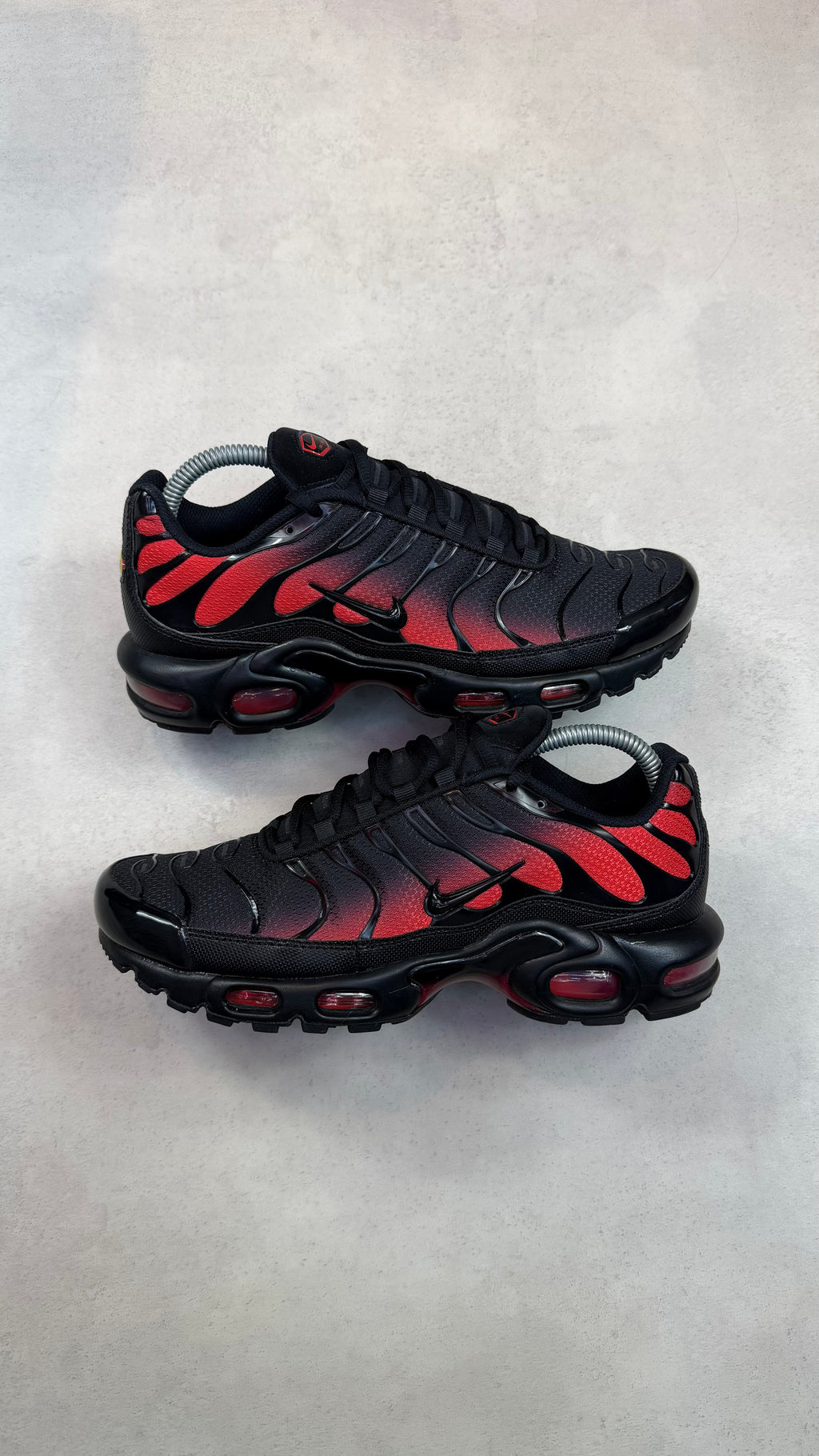 TN Hyper Red