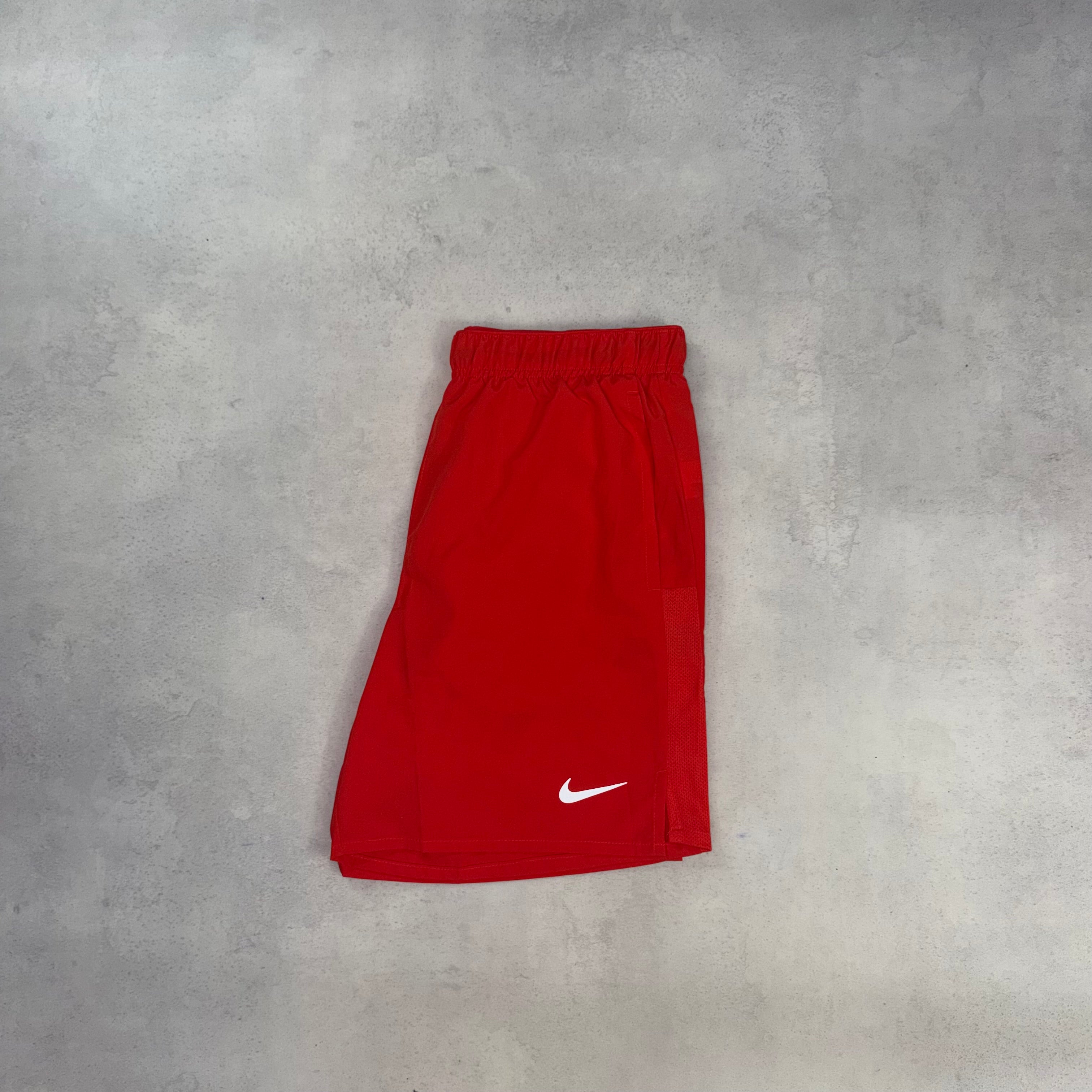 Nike Challenger Shorts - Crimson Red