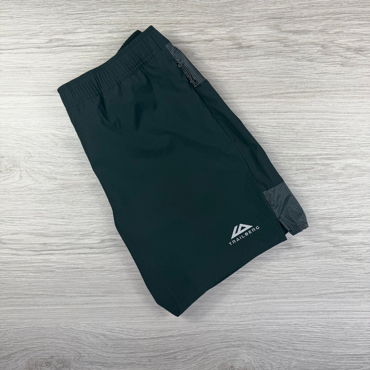 Trailberg Rapid Grid Shorts - Black