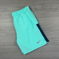 Nike Challenger Shorts - Hyper Turquoise