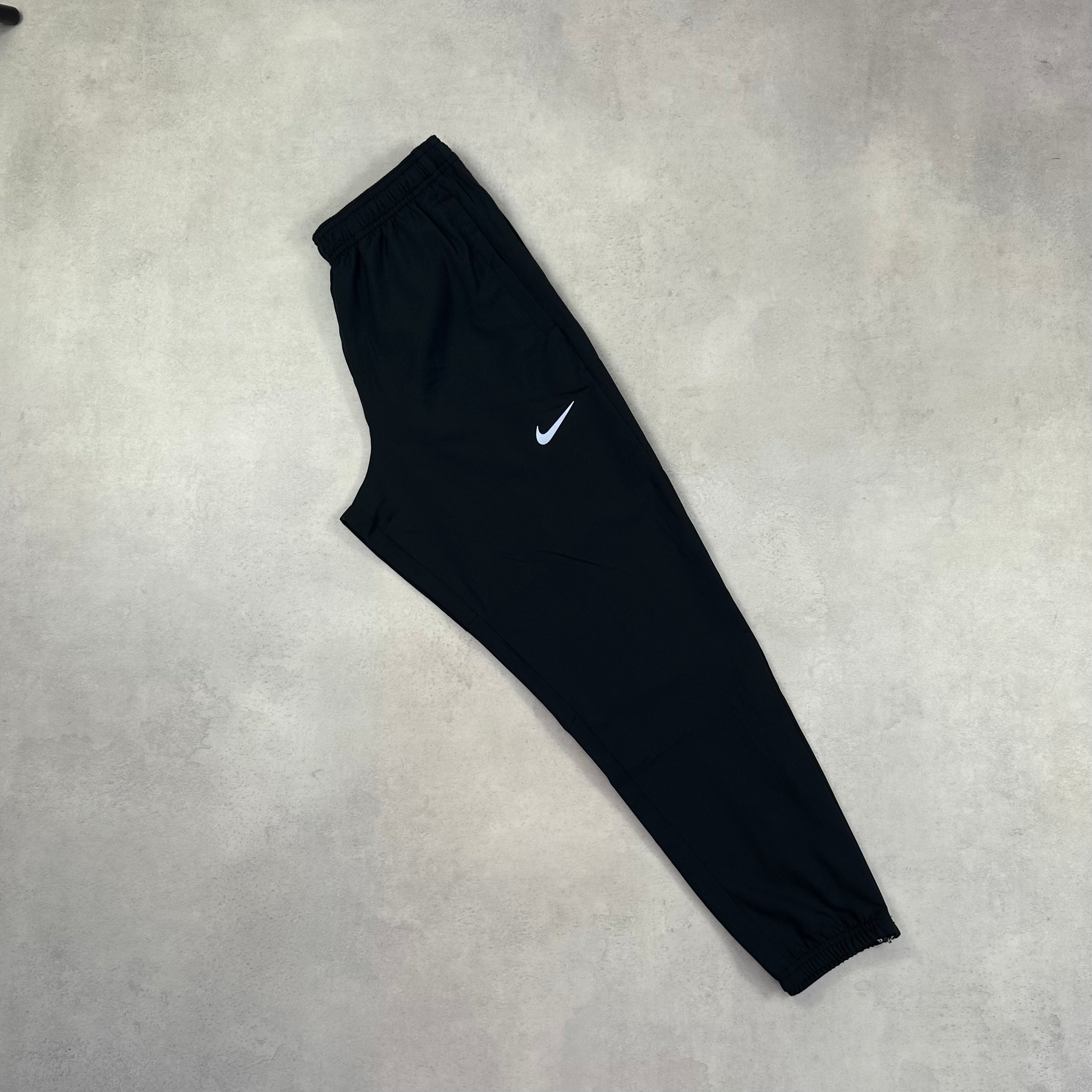 Nike Black Windrunner & Black Challenger Pants Tracksuit