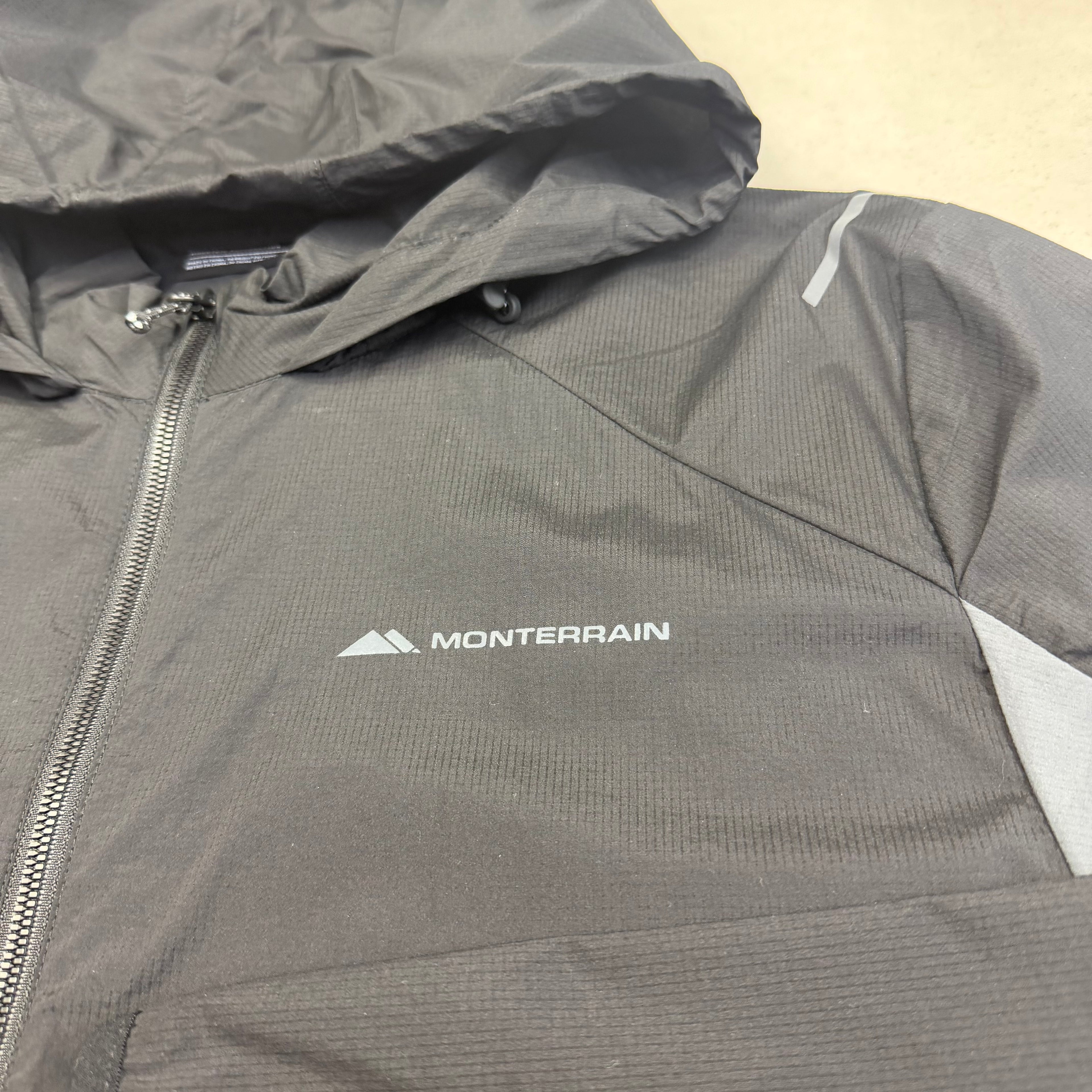 Monterrain Chase 2.0 Jacket - Black