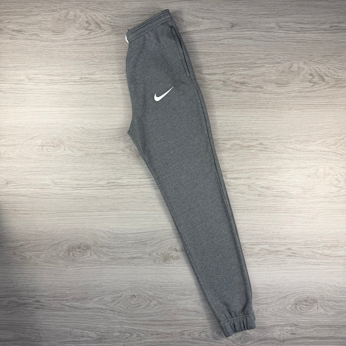 Nike Club Swoosh Joggers - Charcoal Grey