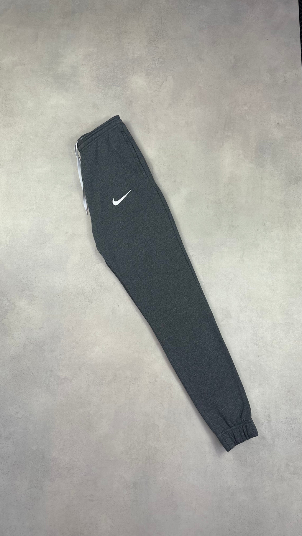 Nike Club Swoosh Joggers - Charcoal Grey