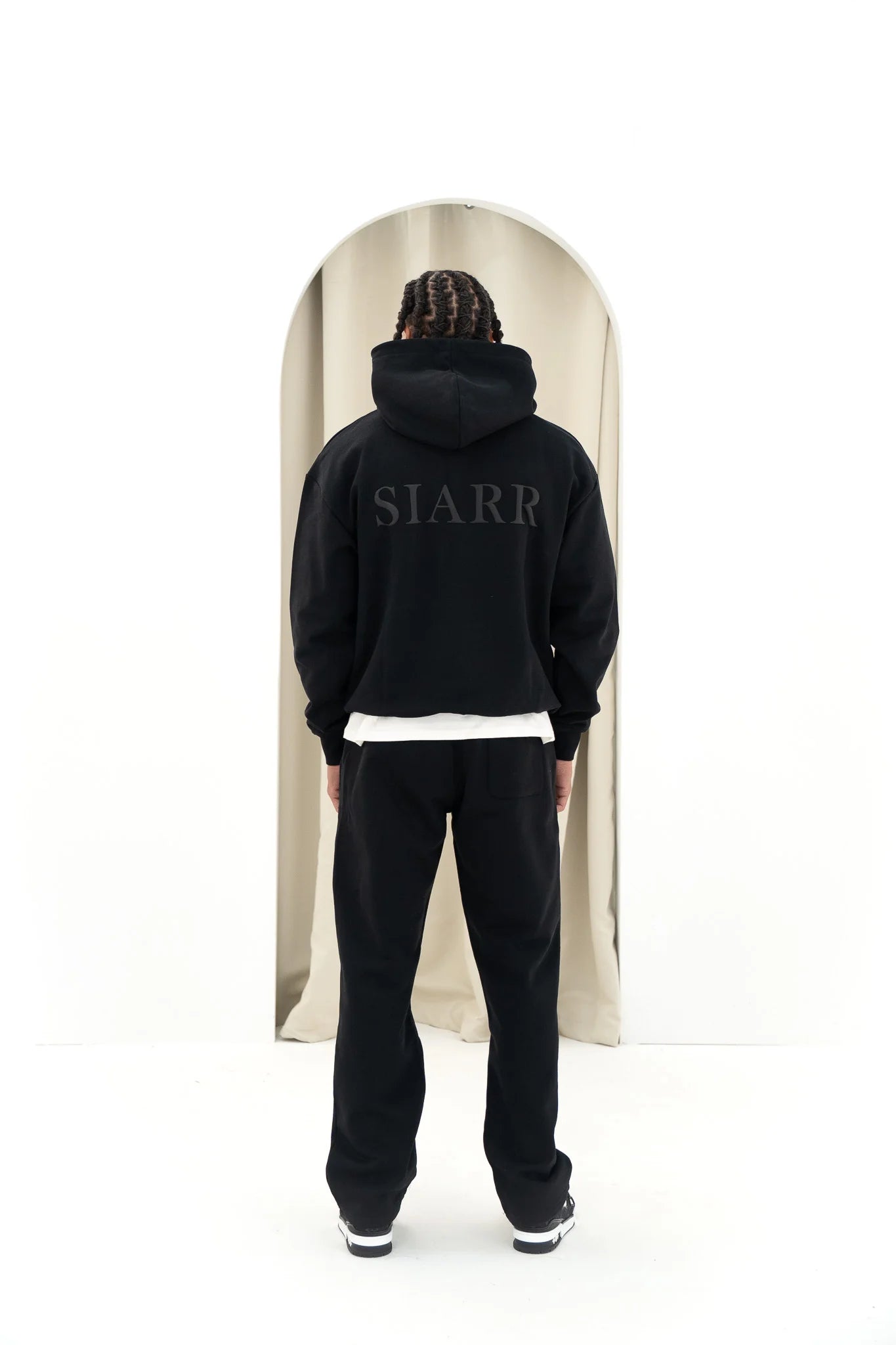 Siarr Puff Hoodie - Black