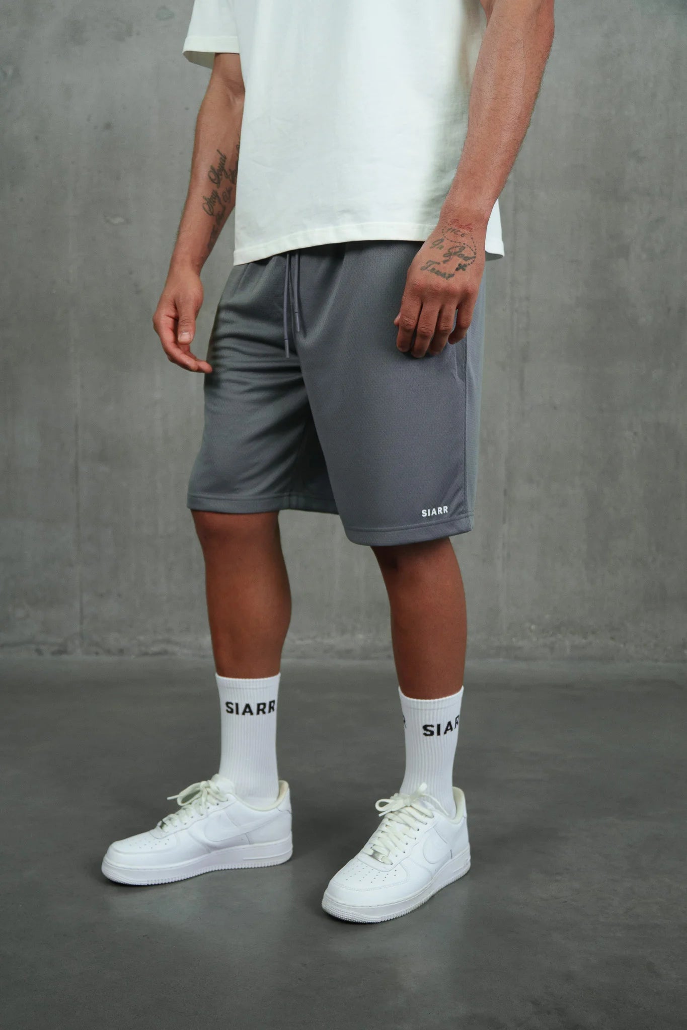 Siarr Mesh Shorts - Grey