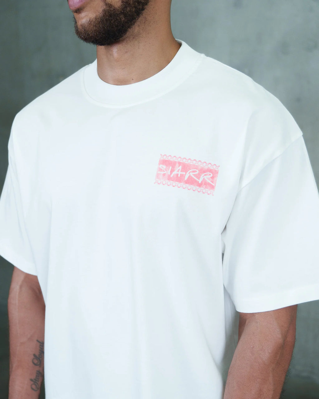 Siarr Pattern T-Shirt - White/Pink