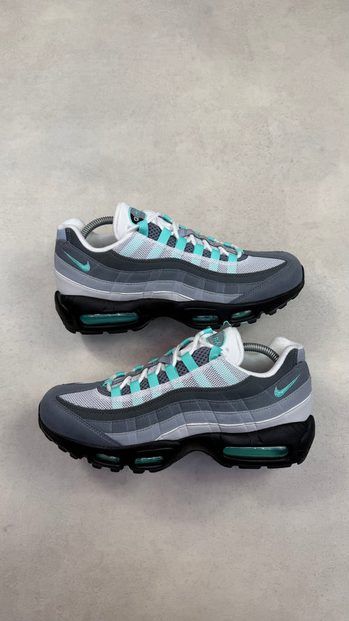 Air Max 95 Hyper Turquoise