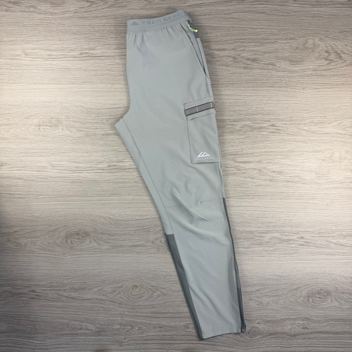 Trailberg Triathlon SS25 Pants Monument/Lava Smoke/Neon