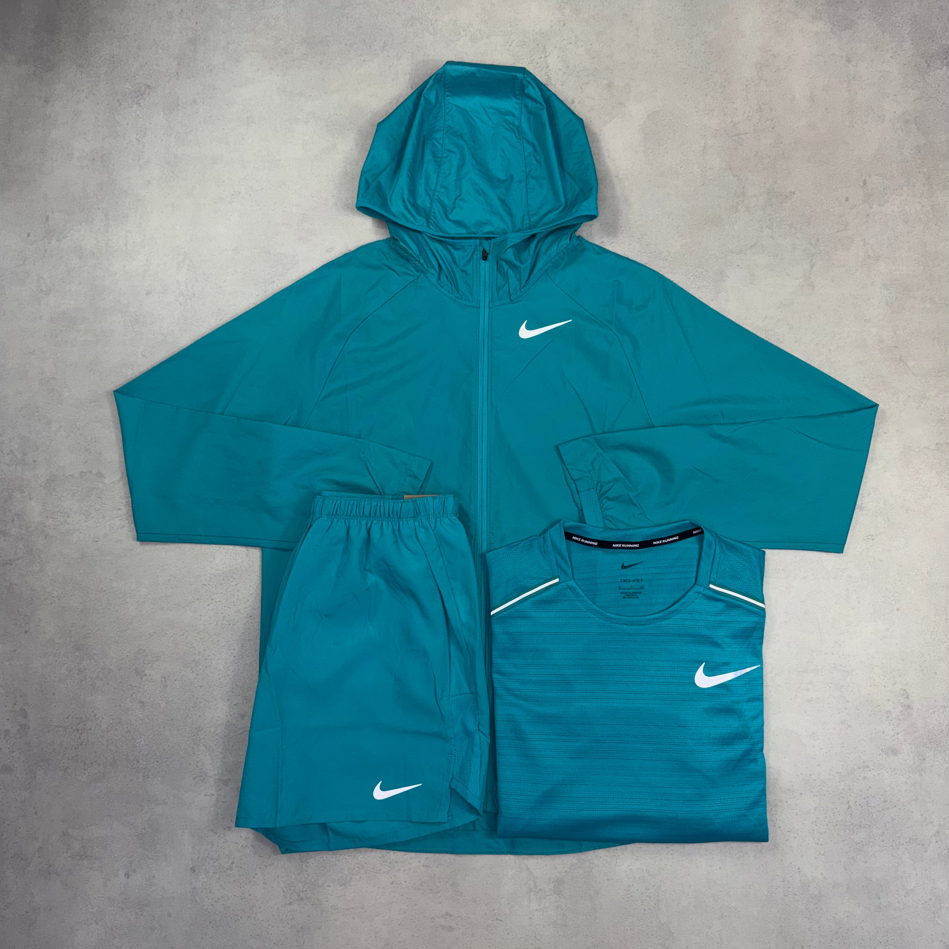 Nike Dusty Cactus Windrunner, Miler T-Shirt & Challenger Shorts Trio Set