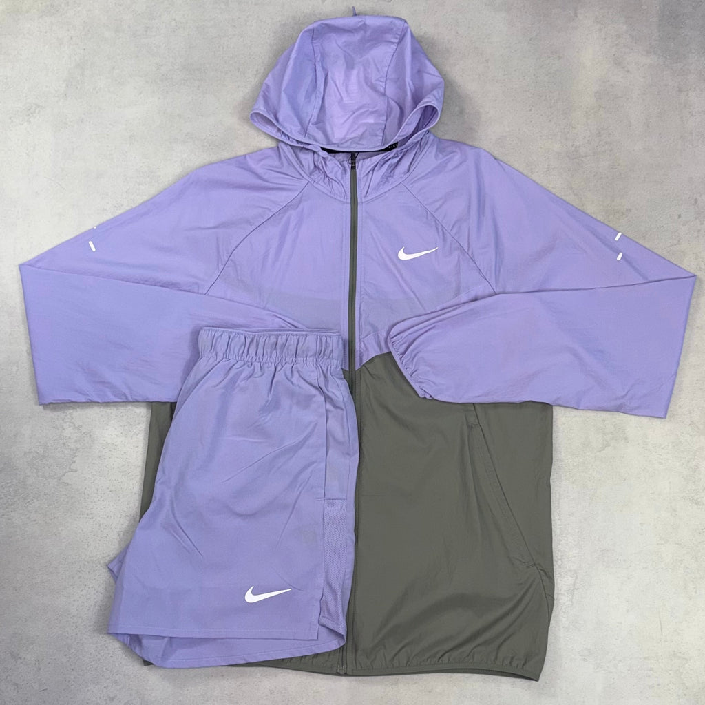 Nike Challenger Shorts - Lilac