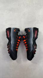 Air Max 95 Hyper Crimson