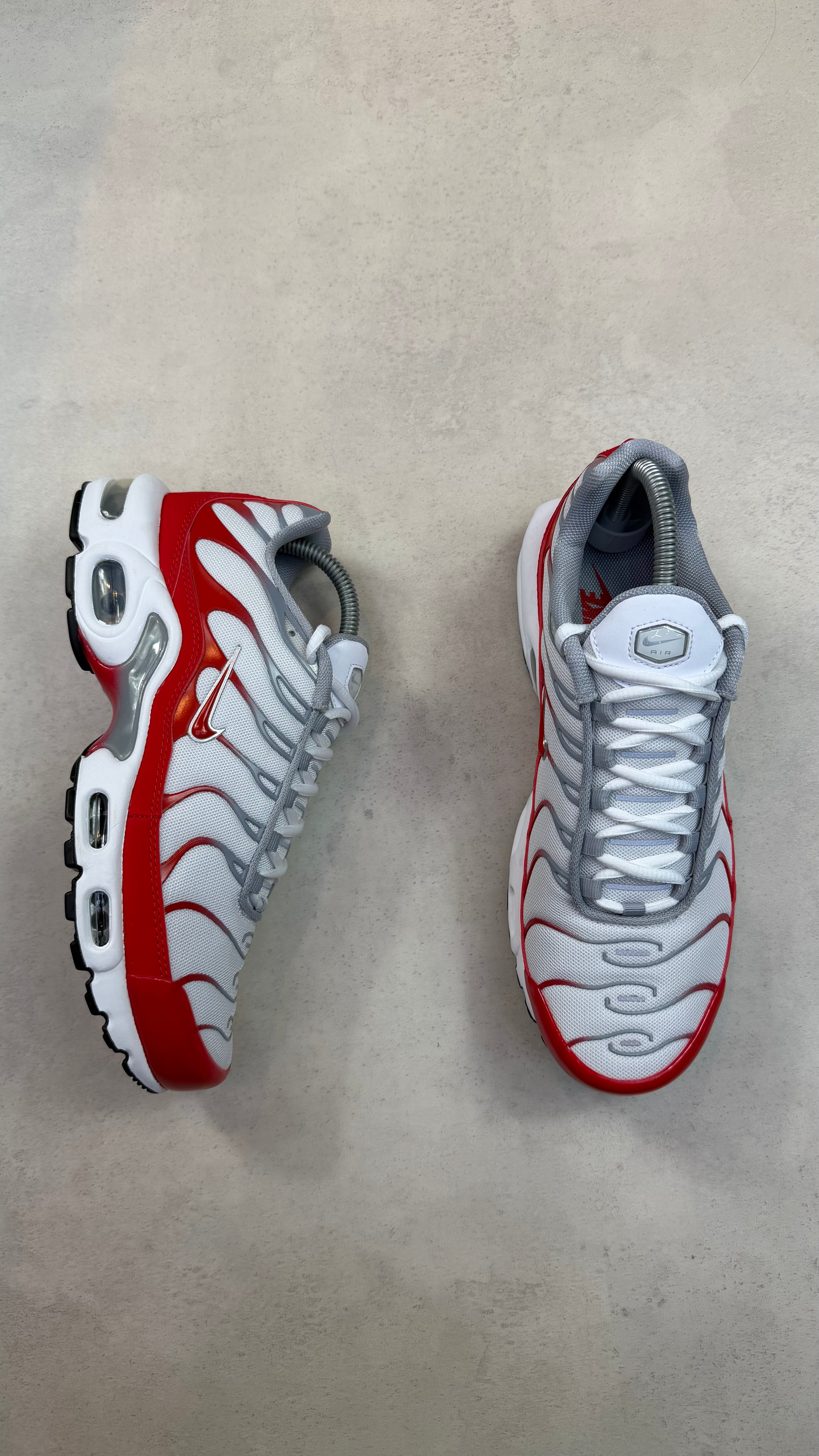 TN Sport Red