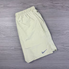 Nike Challenger Shorts - Light Olive