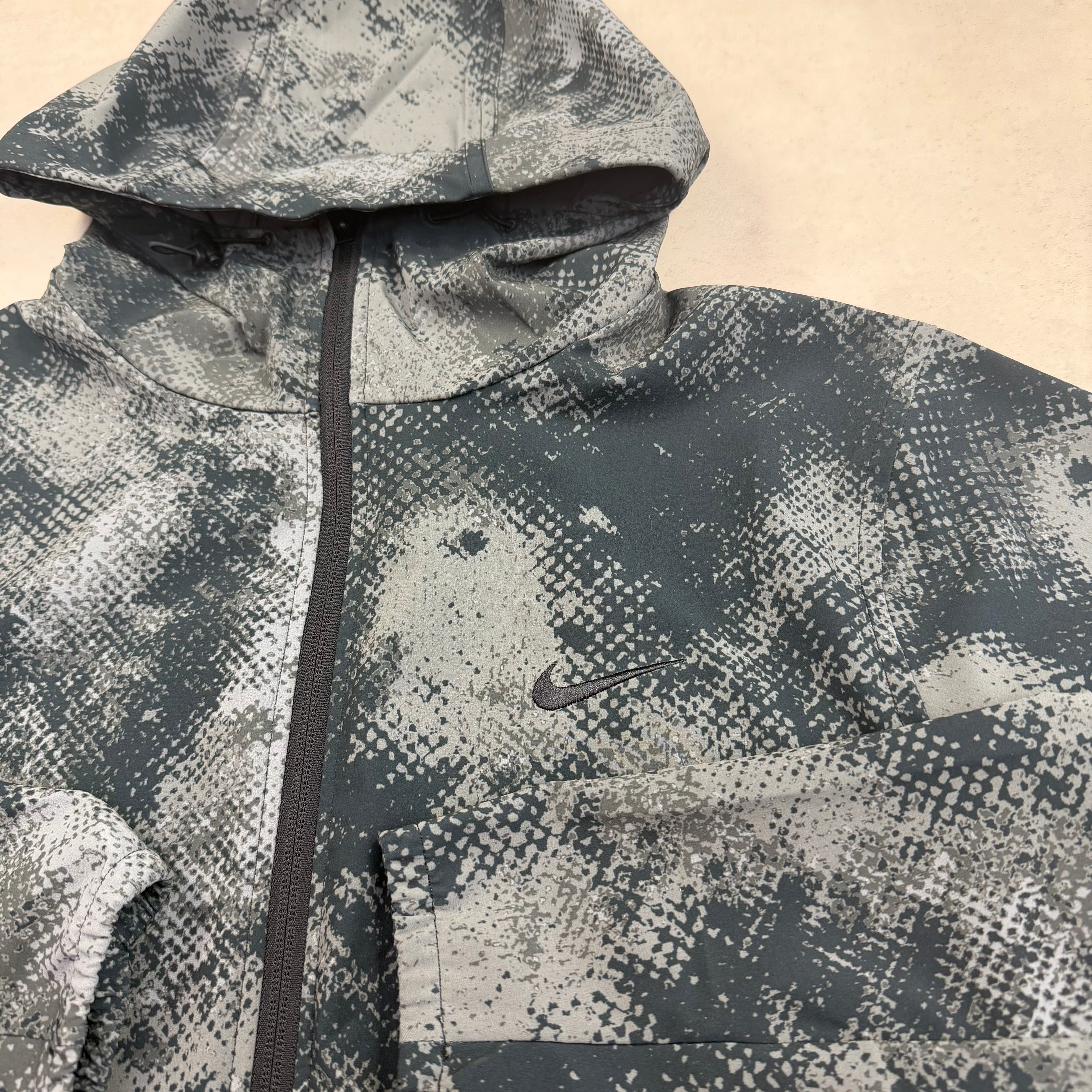 Nike Repel Windrunner - Green Digital Camo