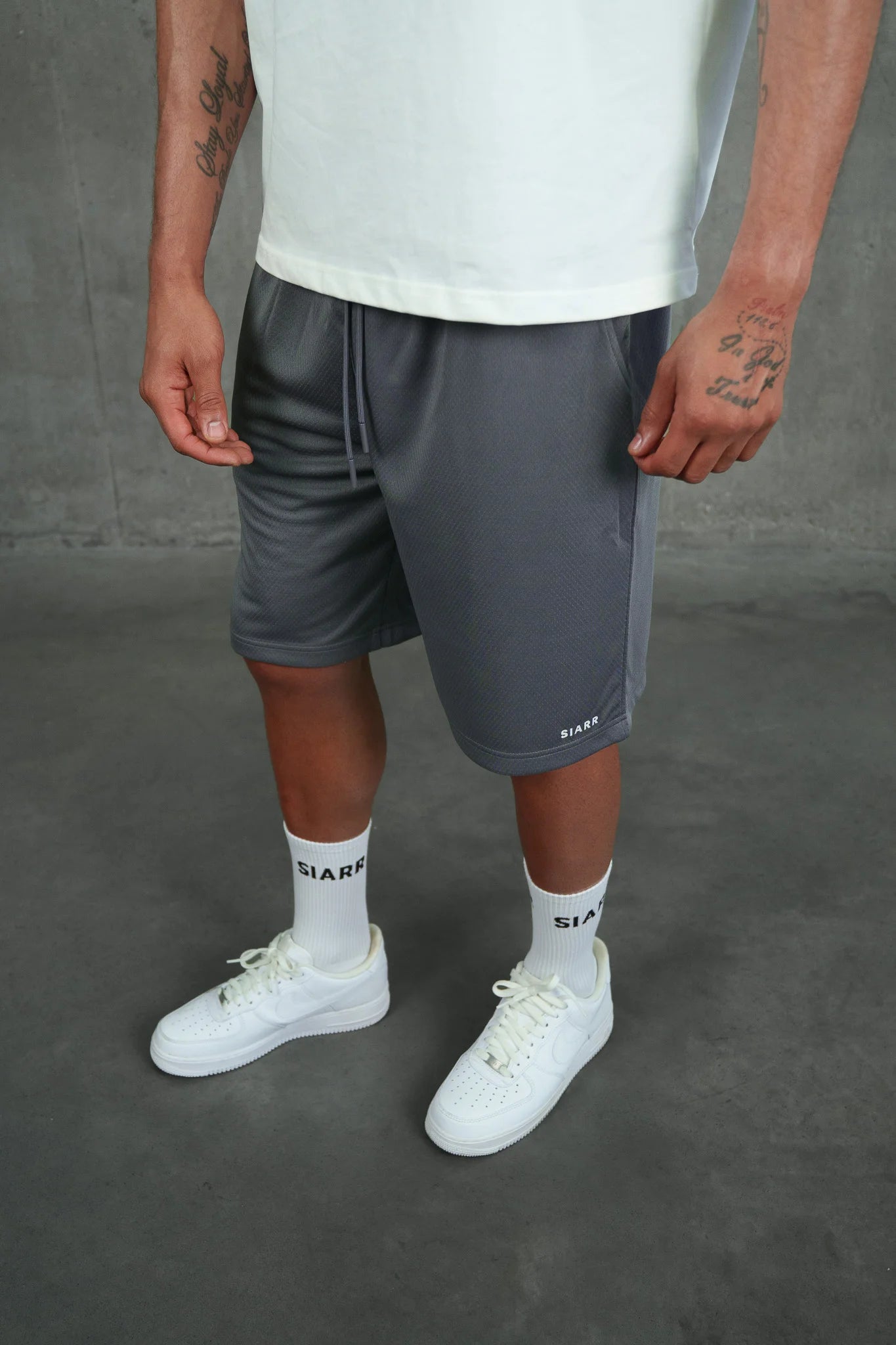 Siarr Mesh Shorts - Grey