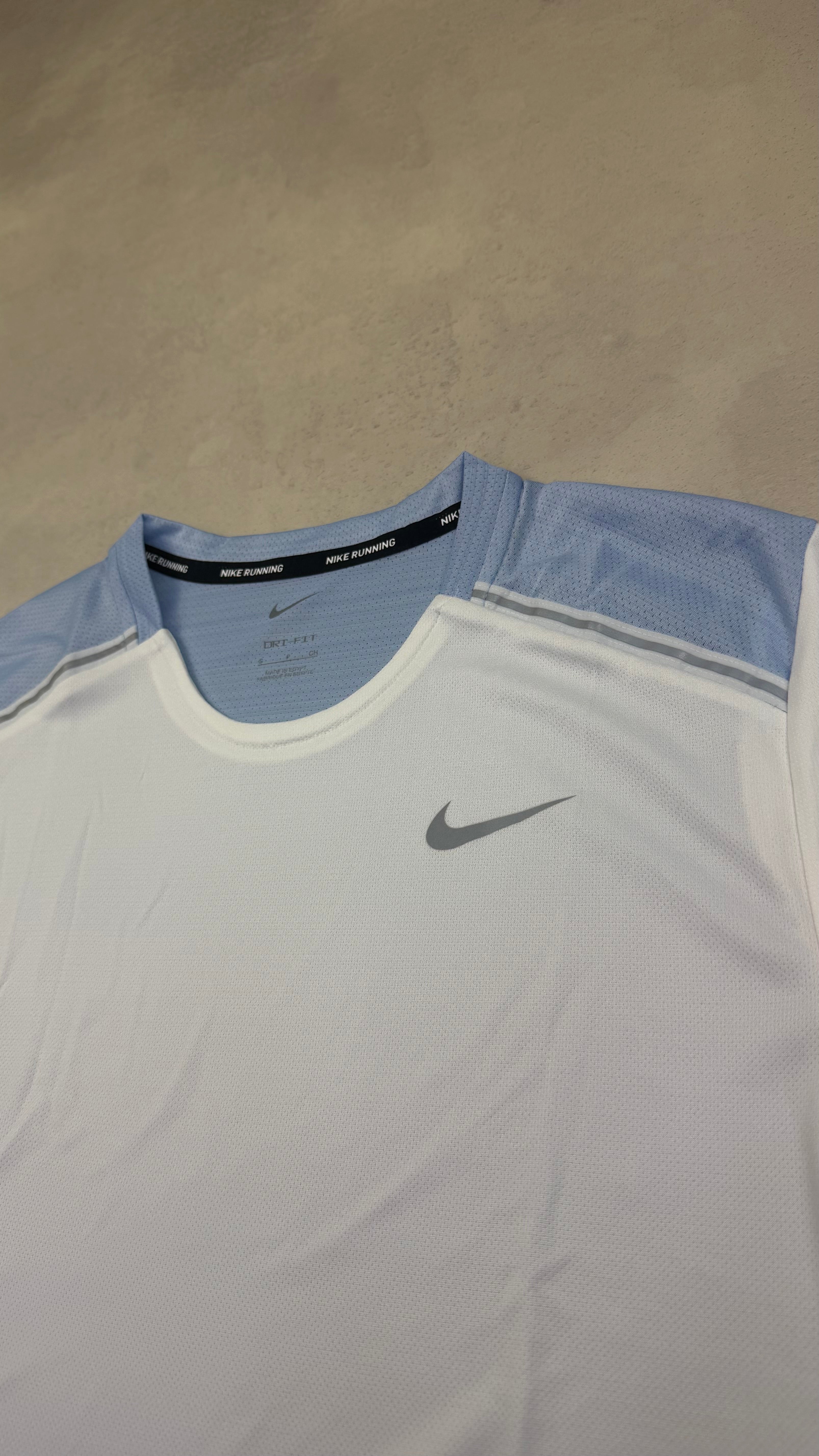 Nike Miler T-Shirt - White/Cobalt Bliss