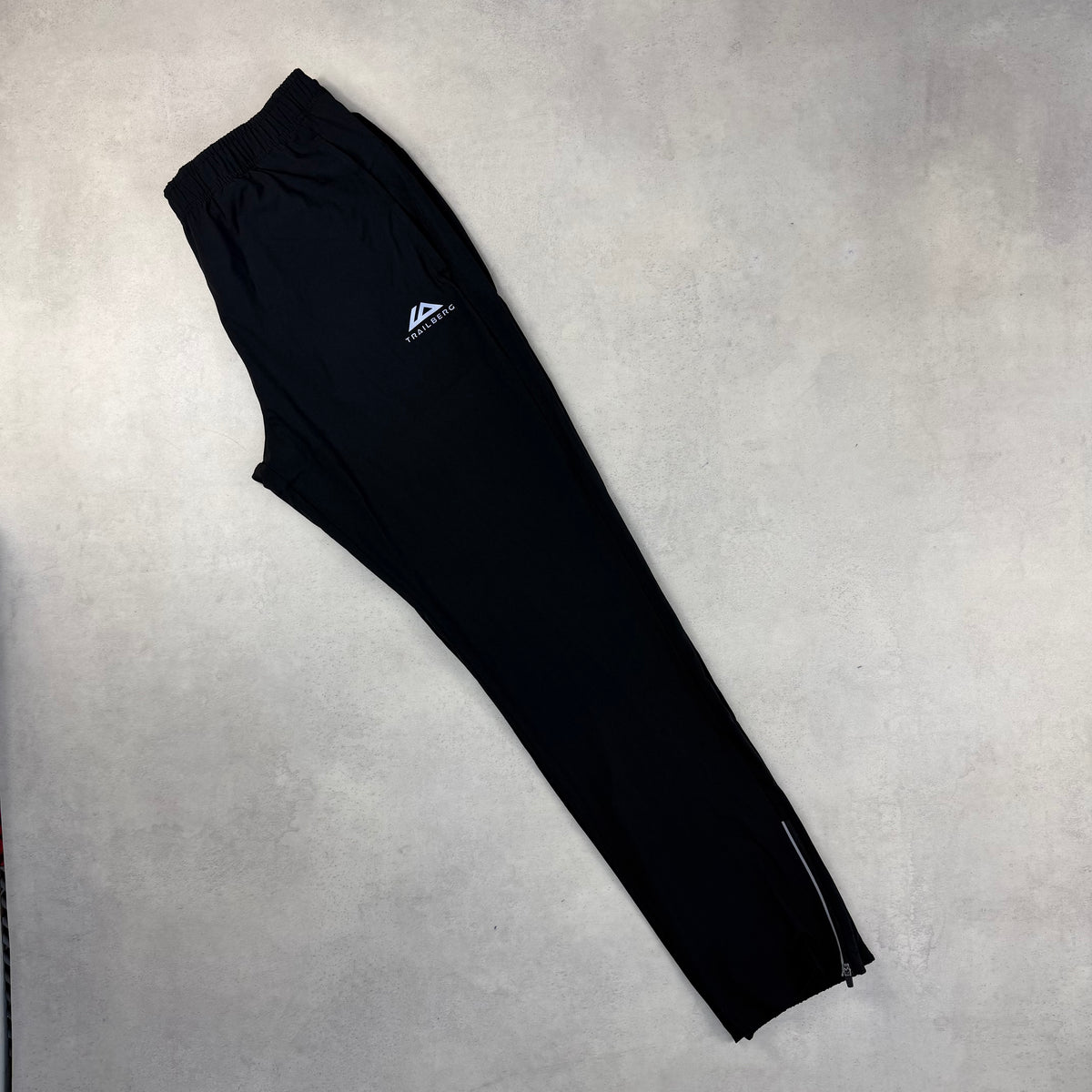 Trailberg Black Rapid Dash Jacket & Essential Pants Tracksuit