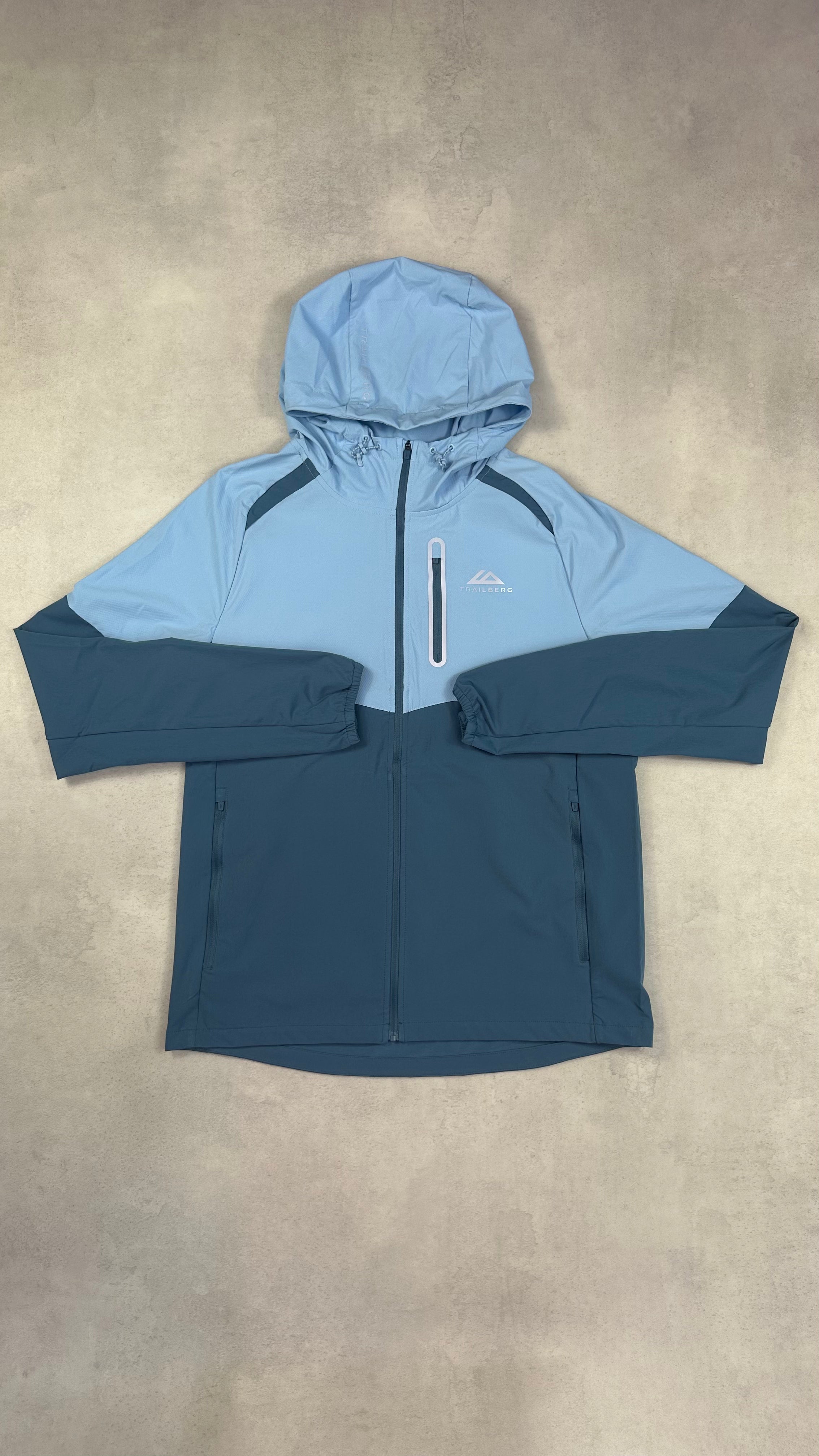 Trailberg Cloud Blue AW25 Windrunner & Cloud Blue AW25 Pants Tracksuit