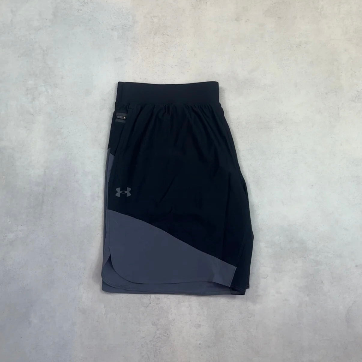 Under Armour Peak Woven Hybrid Shorts - Black/Grey