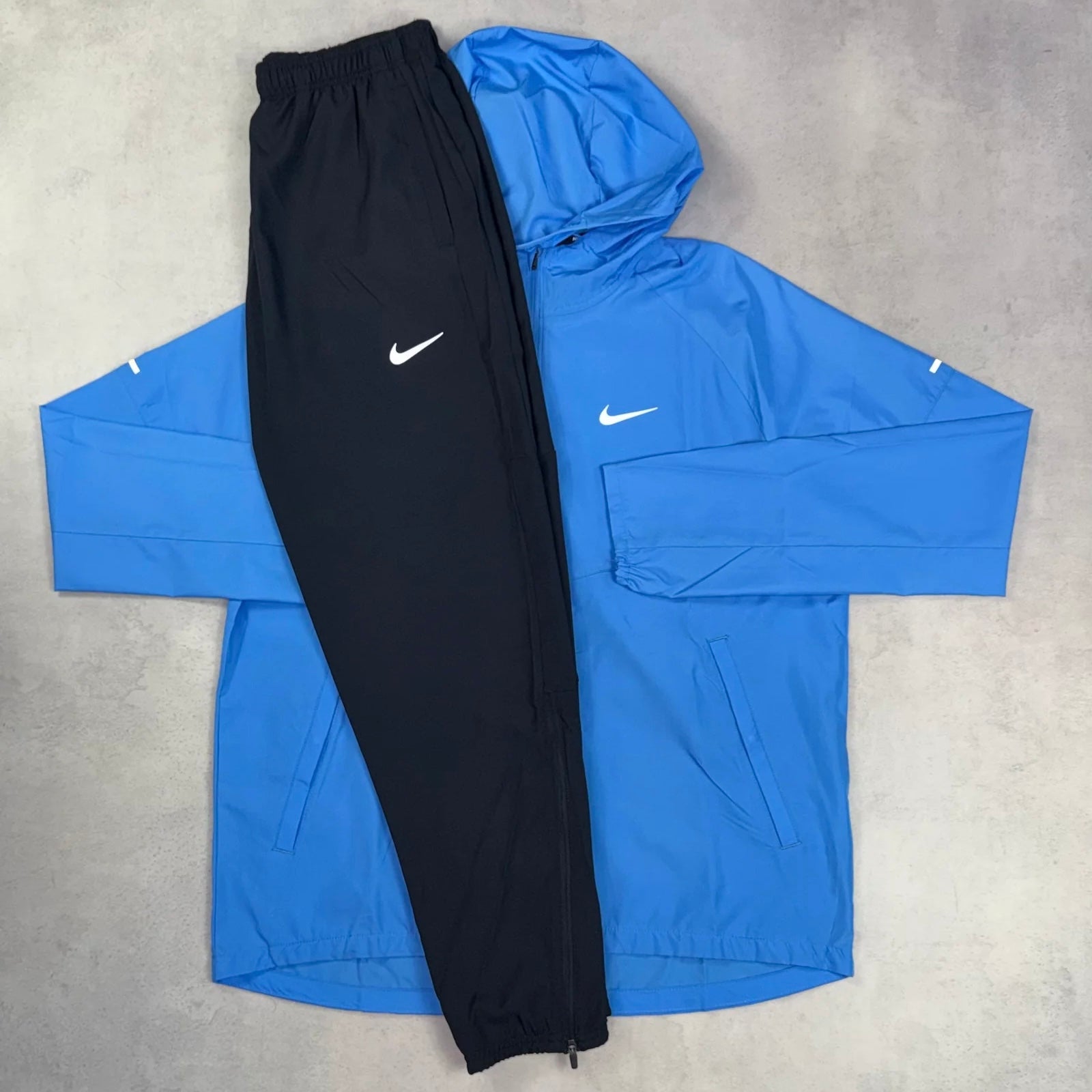 Nike University Blue Windrunner & Black Challenger Pants Duo Set