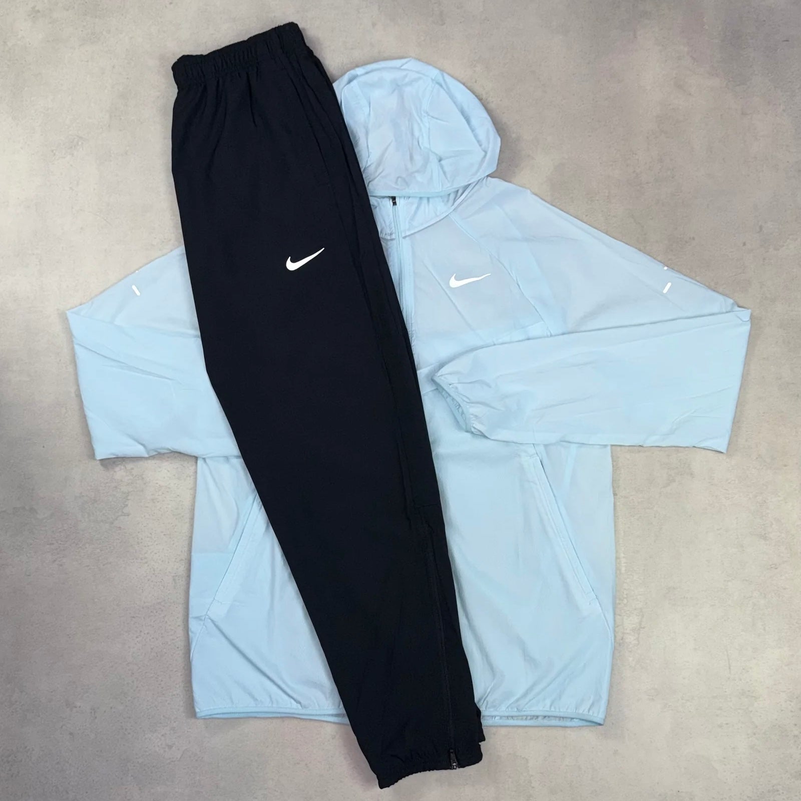 Nike Glacier Blue Windrunner & Black Challenger Pants Duo Set