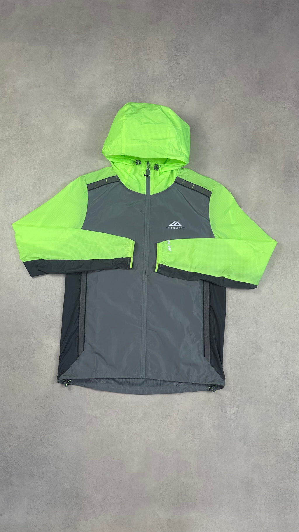 Trailberg Grey/Neon Triathlon Windrunner & Grey Triathlon Pants Tracksuit