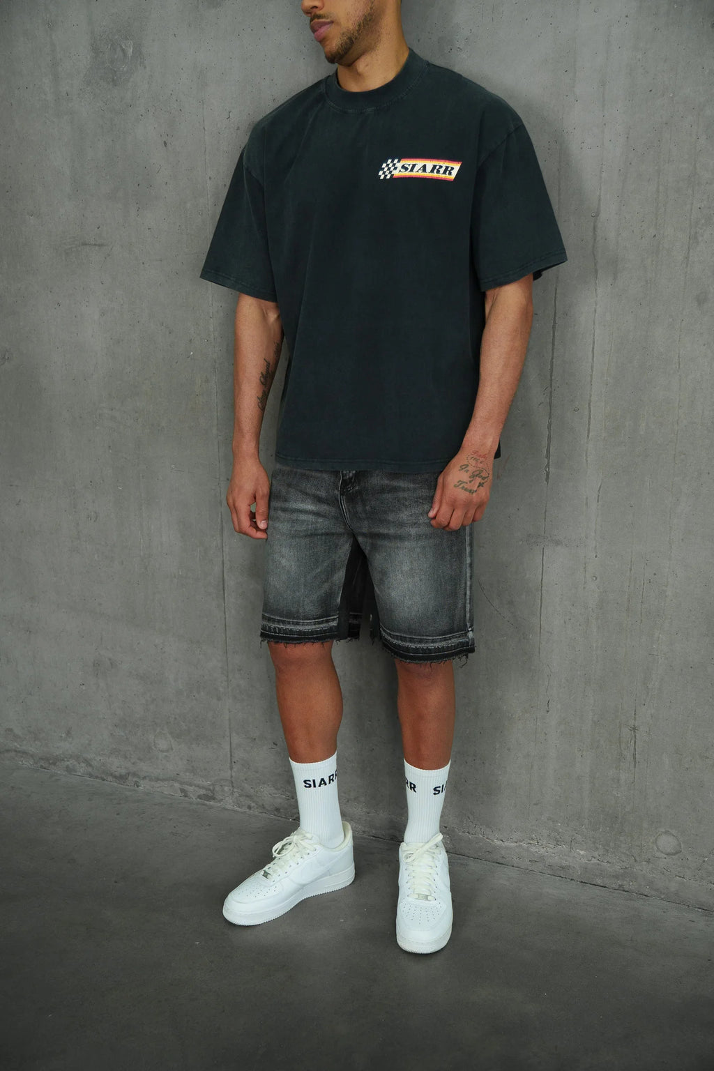 Siarr Take The Risk T-Shirt - Vintage Black