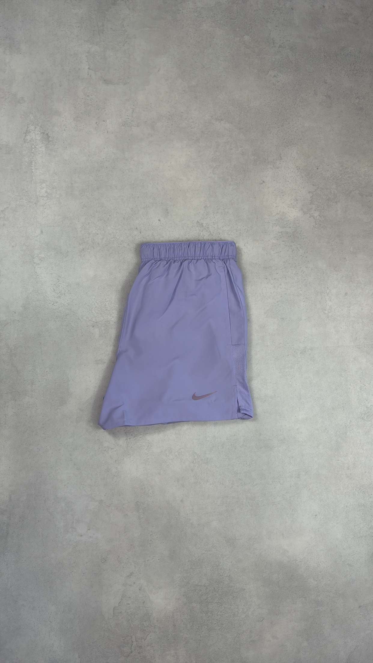 Nike Challenger Shorts - Lilac