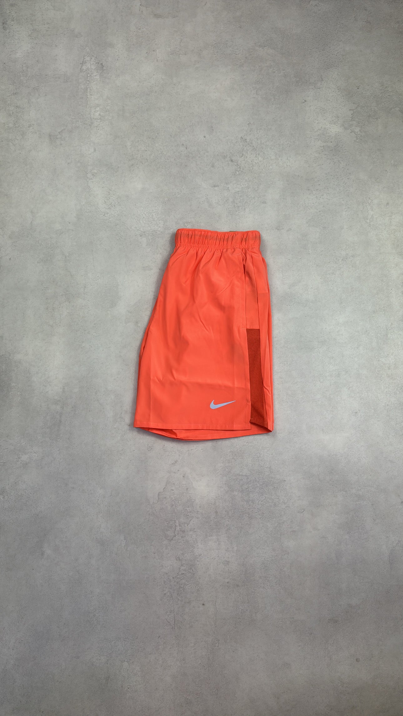 Nike Challenger Shorts - Wild Mango