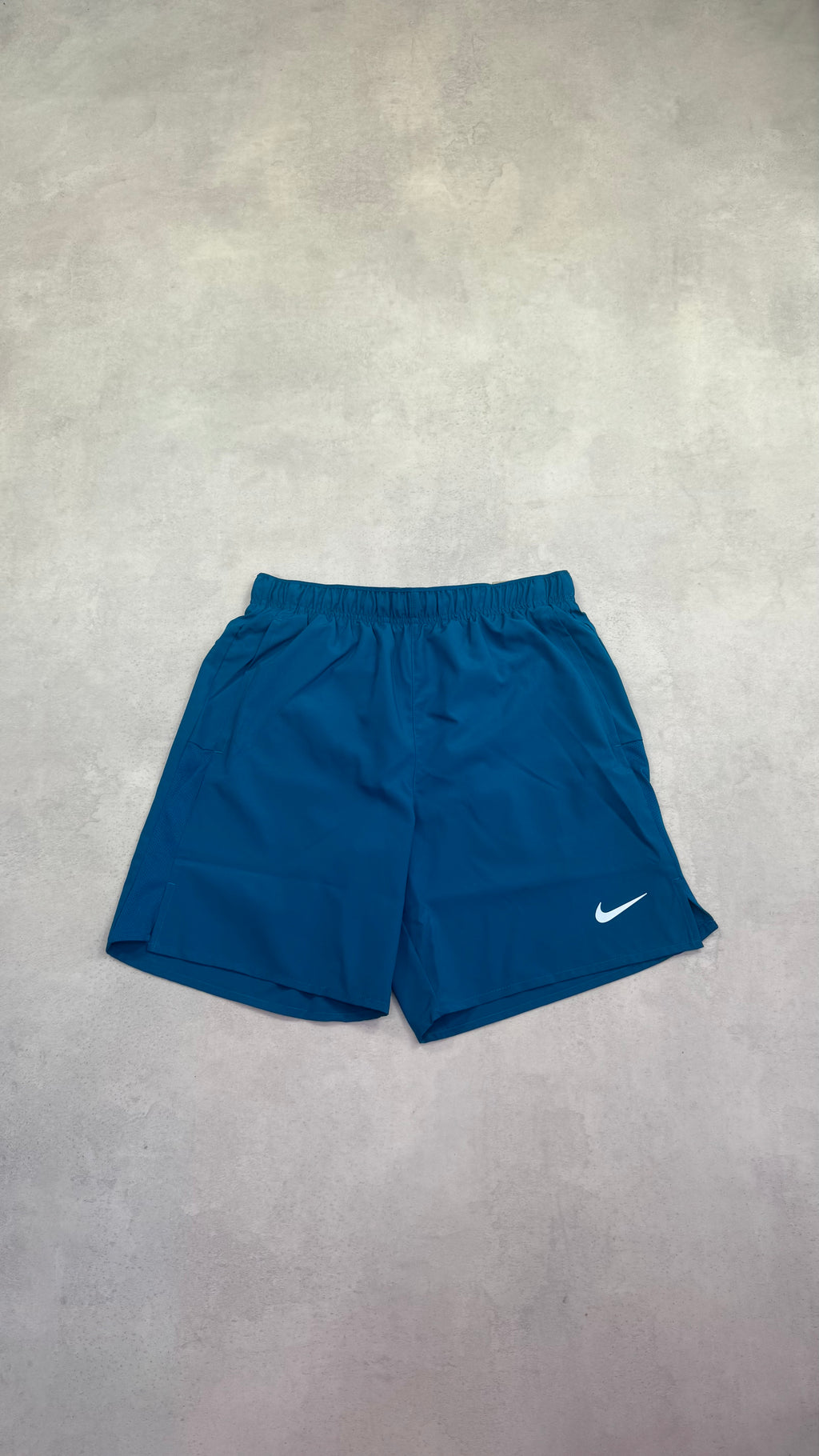 Nike Challenger Shorts - Green Abyss