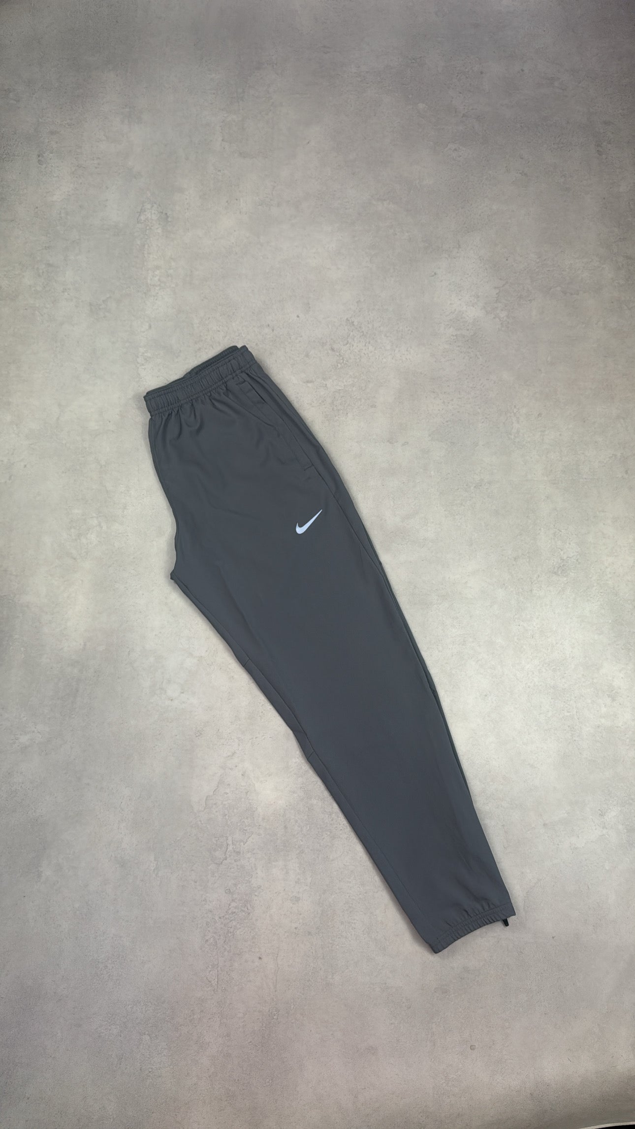Nike Challenger Pants Grey
