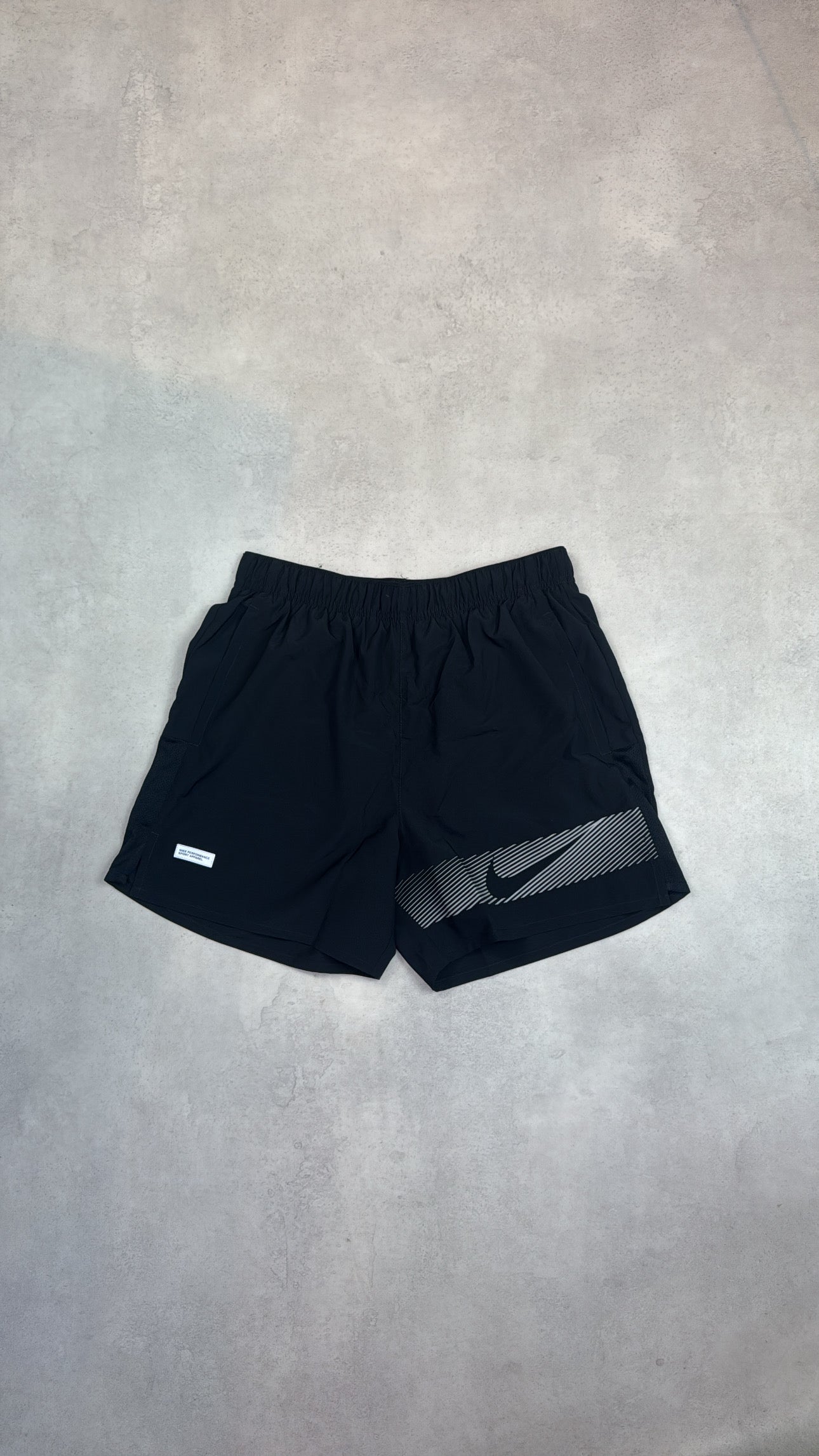 Nike Challenger Shorts - Black Flash