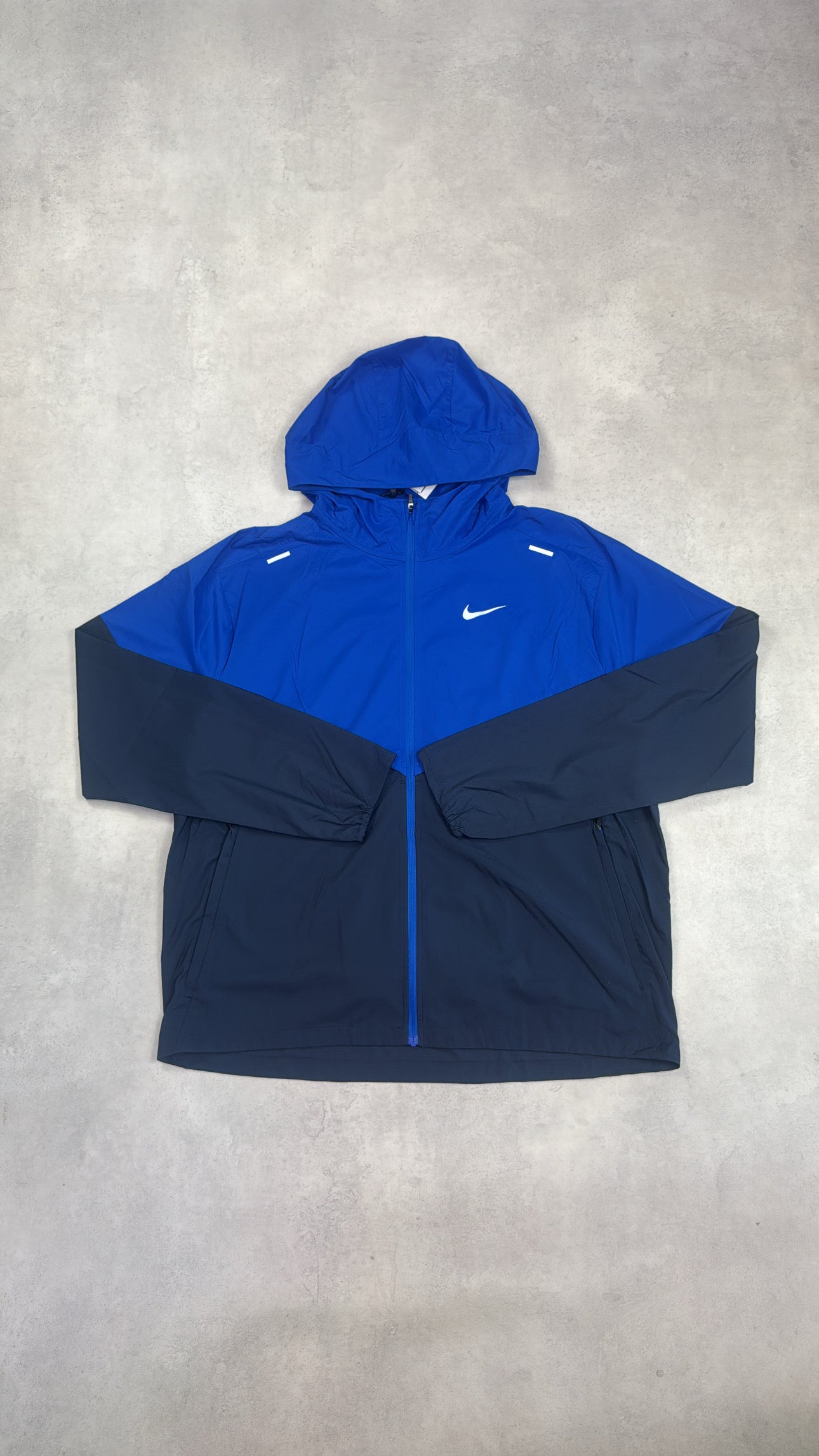 Nike UV Windrunner Royal Blue